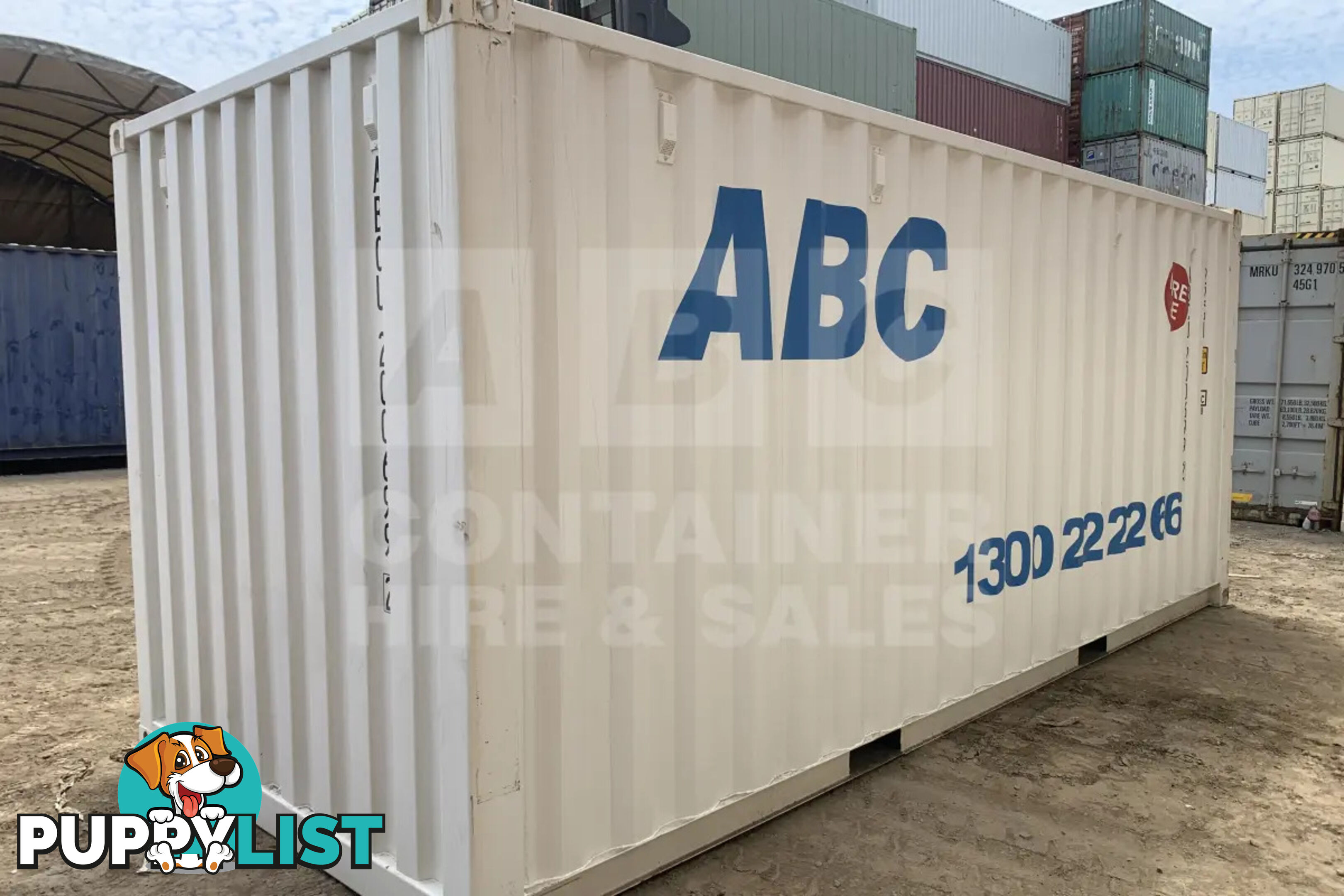 20' STANDARD HEIGHT SHIPPING CONTAINER - in Rockhampton