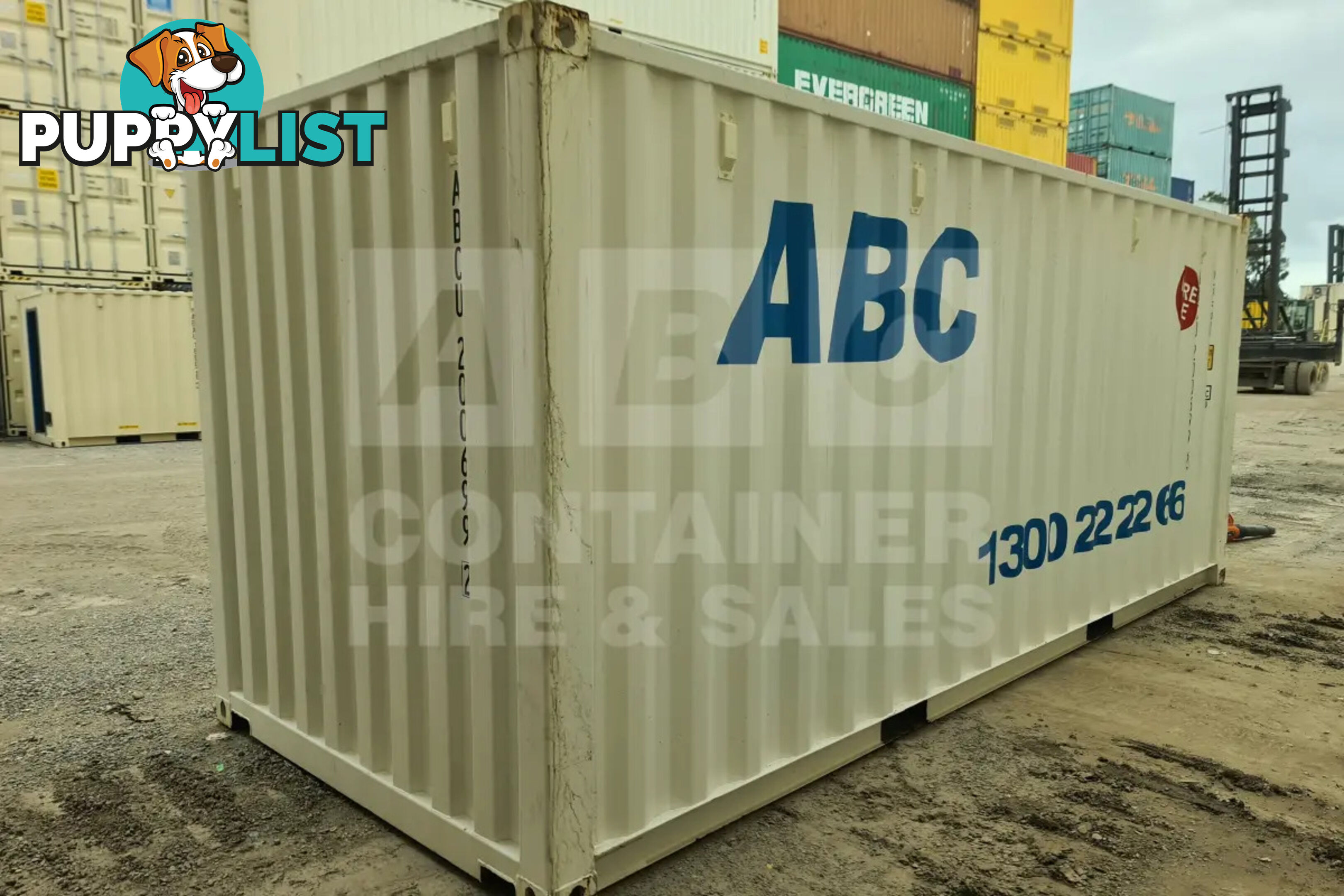 20' STANDARD HEIGHT SHIPPING CONTAINER - in Rockhampton