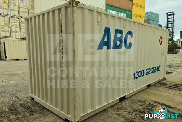 20' STANDARD HEIGHT SHIPPING CONTAINER - in Rockhampton