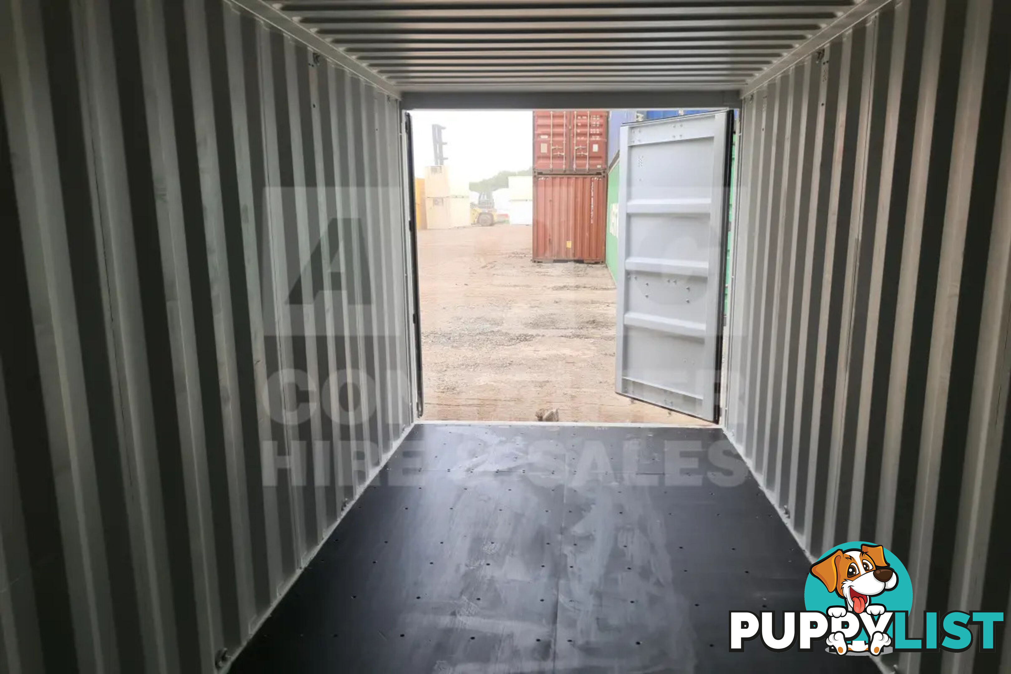 20' STANDARD HEIGHT SHIPPING CONTAINER - in Rockhampton