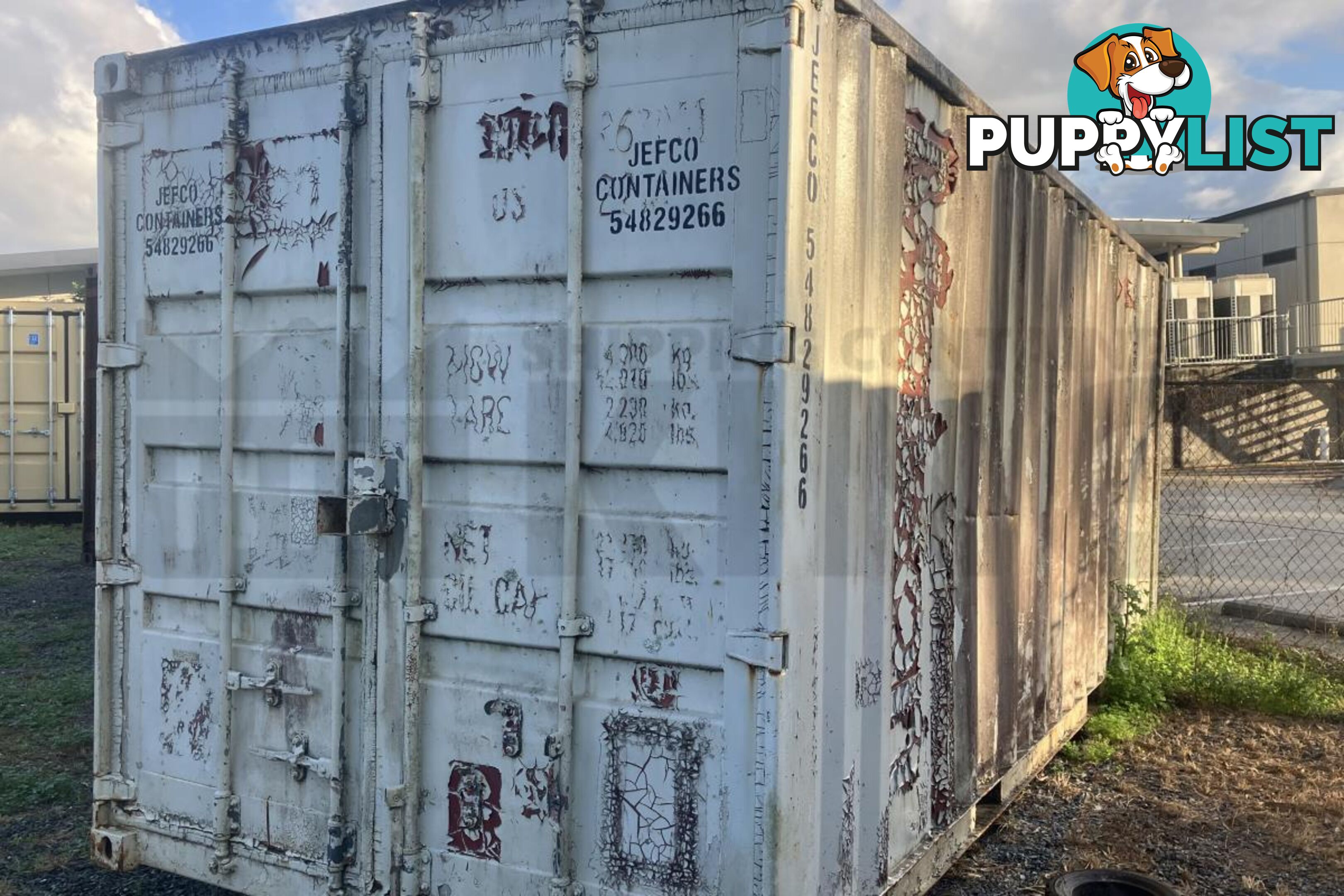 20' STANDARD HEIGHT SHIPPING CONTAINER - in Gympie