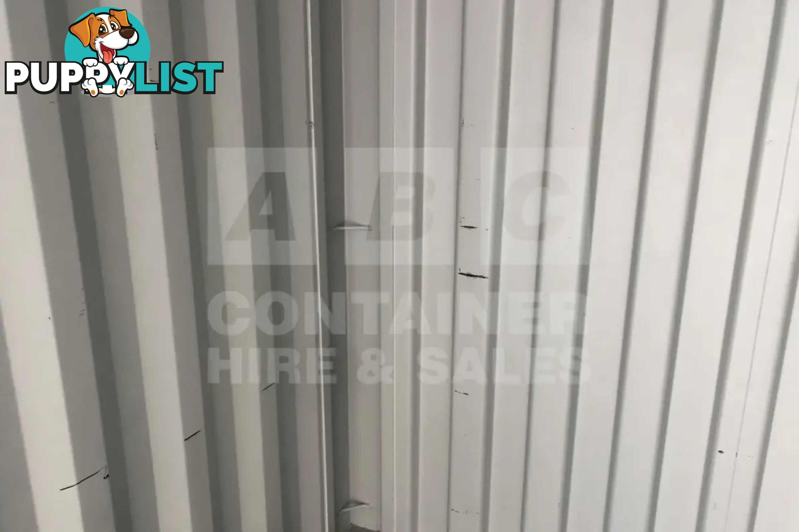 20' STANDARD HEIGHT SHIPPING CONTAINER