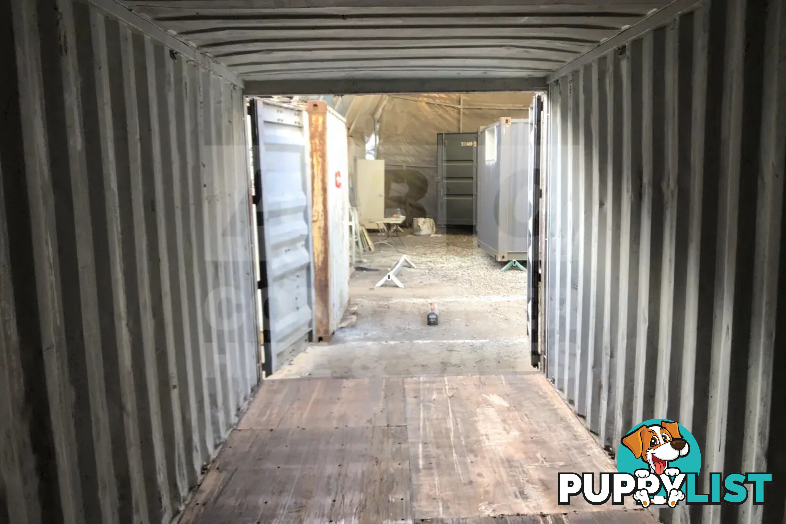 20' STANDARD HEIGHT SHIPPING CONTAINER