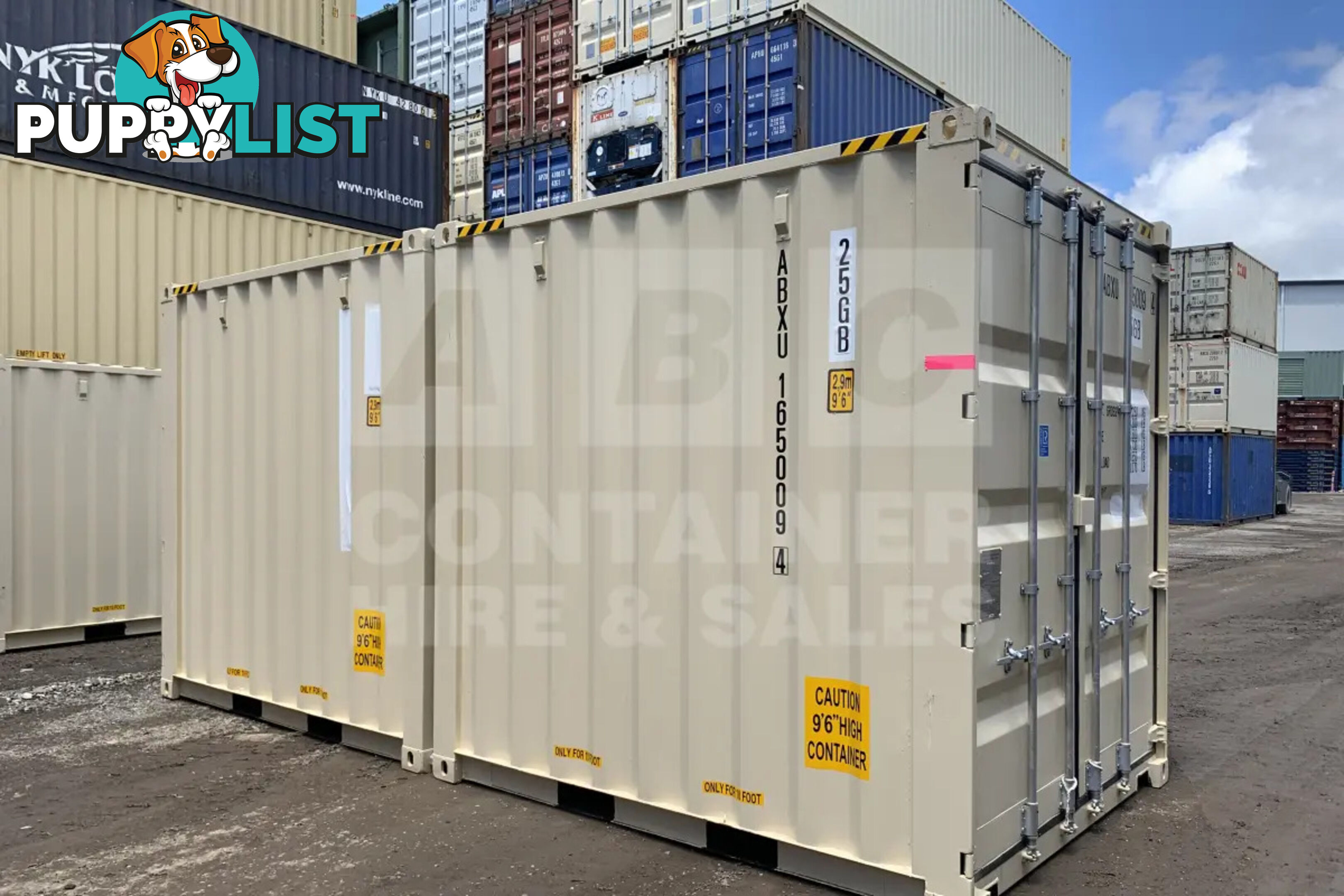 20' HIGH CUBE SHIPPING CONTAINER (2 X 10' HIGH CUBE SHIPPING CONTAINERS LOCKED TOGETHER)