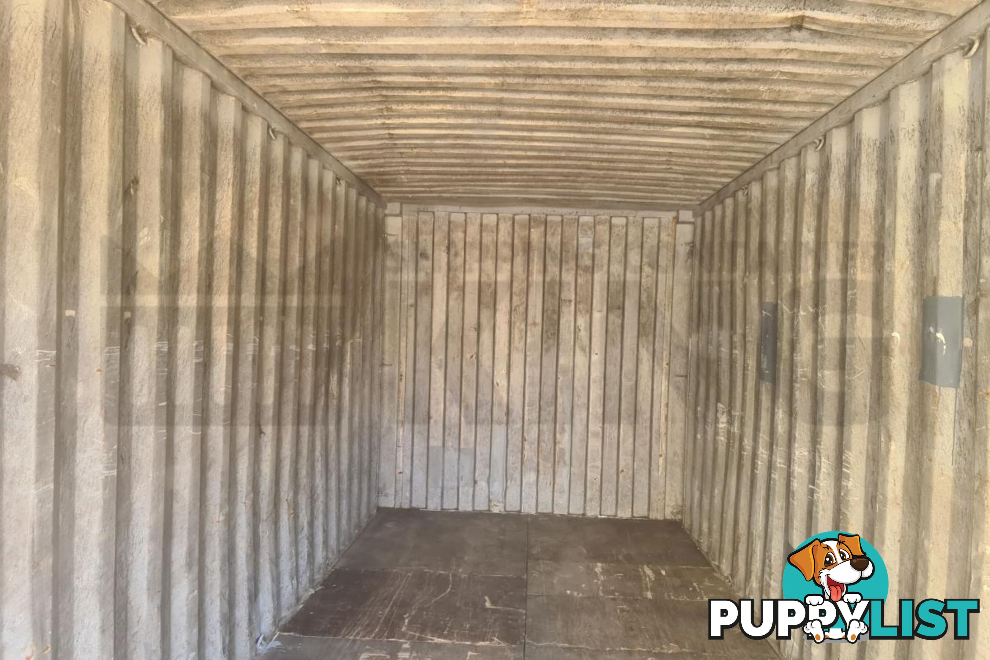 20' STANDARD HEIGHT SHIPPING CONTAINER - in Rockhampton