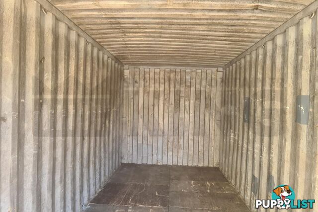 20' STANDARD HEIGHT SHIPPING CONTAINER - in Rockhampton