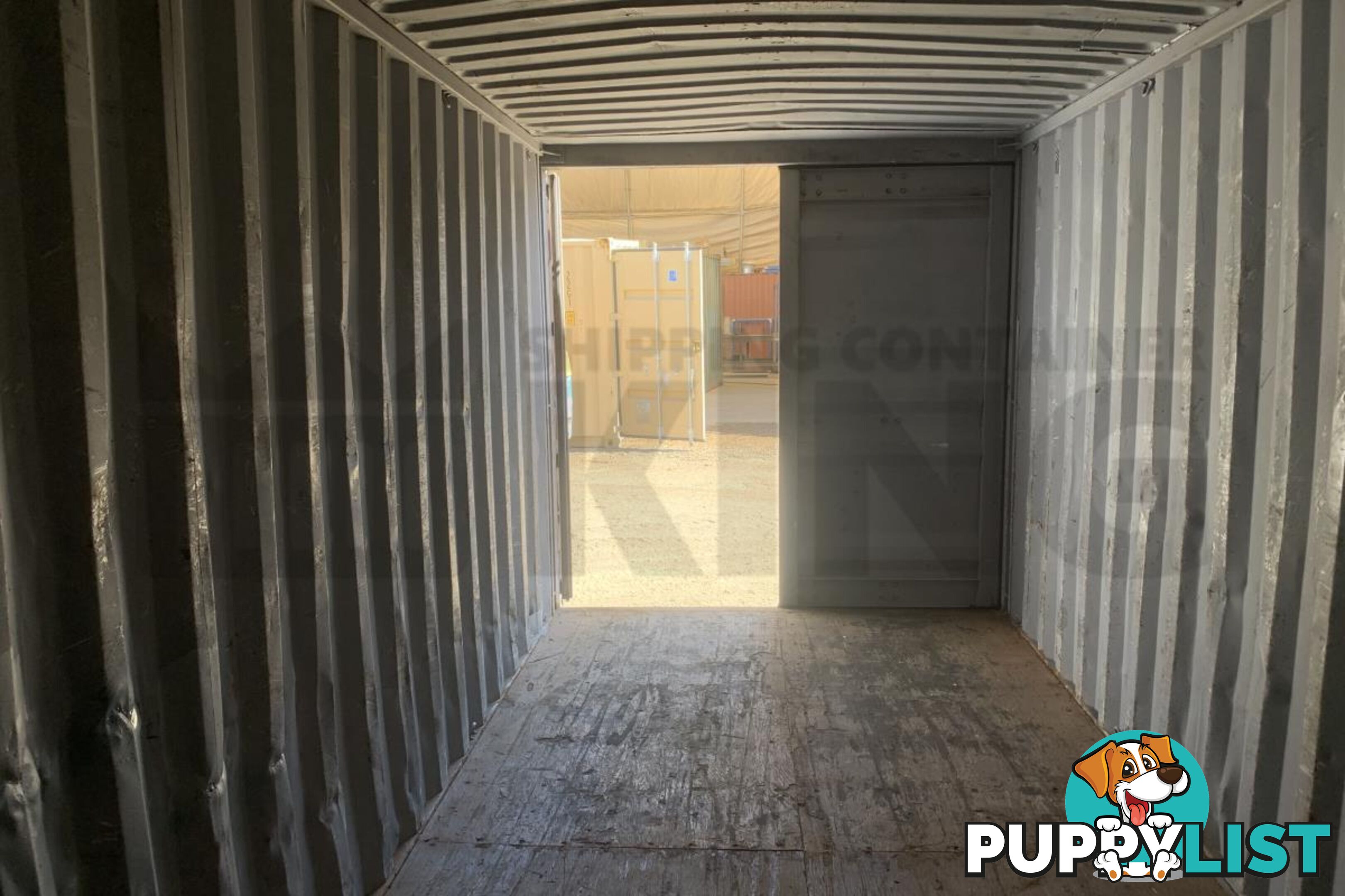 20' STANDARD HEIGHT SHIPPING CONTAINER - in Rockhampton