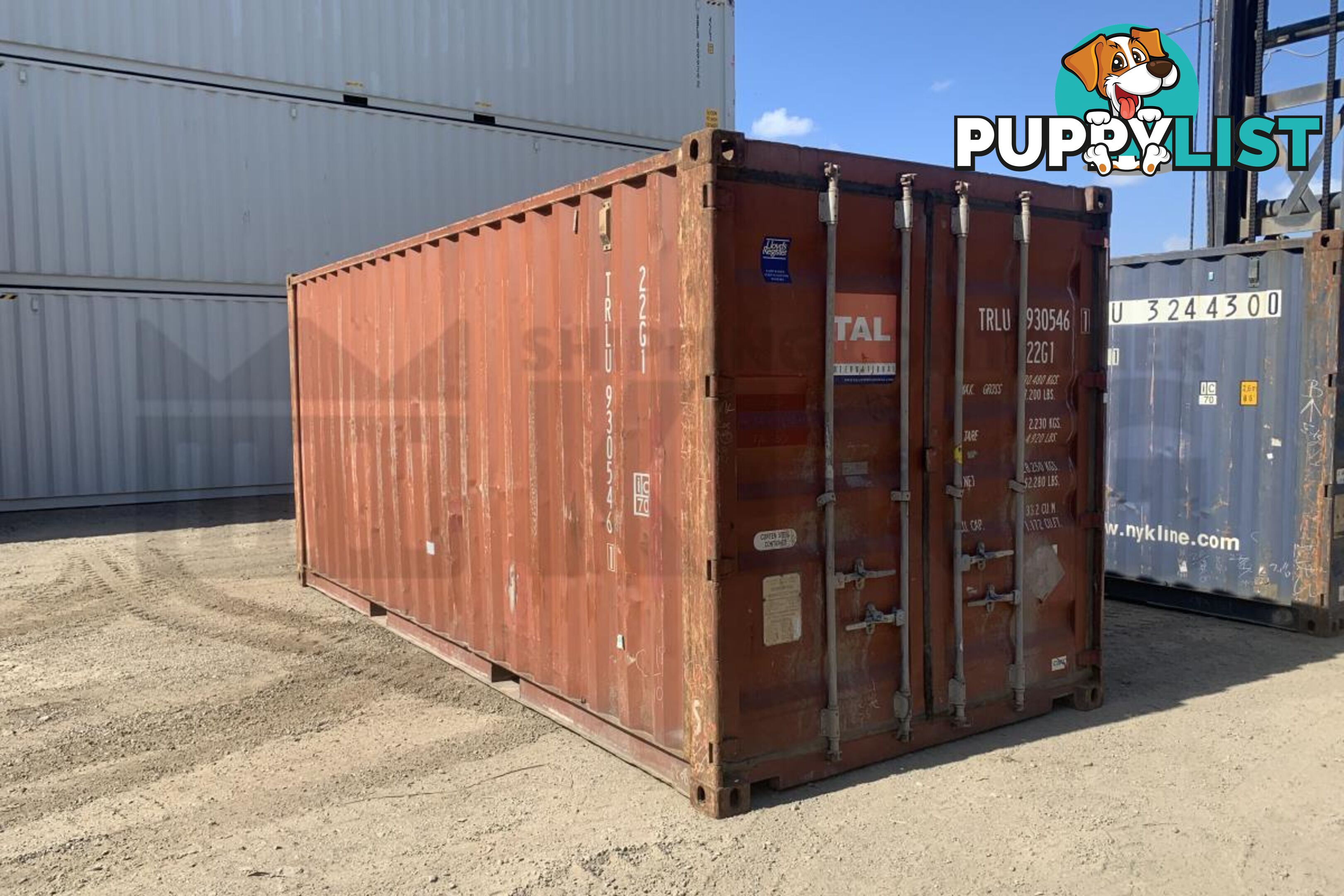 20' STANDARD HEIGHT SHIPPING CONTAINER - in Rockhampton