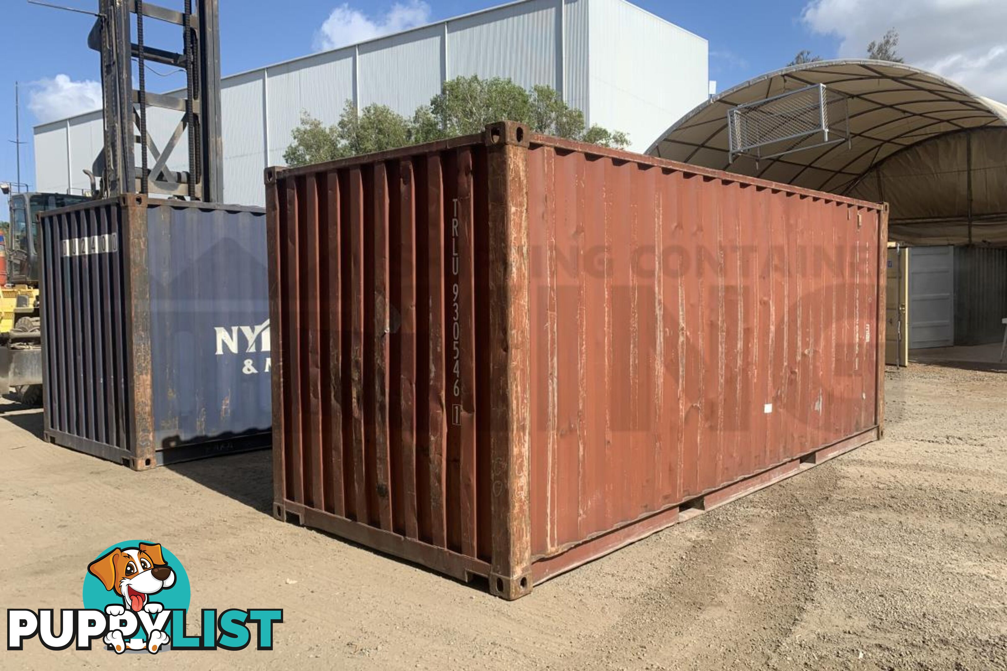 20' STANDARD HEIGHT SHIPPING CONTAINER - in Rockhampton