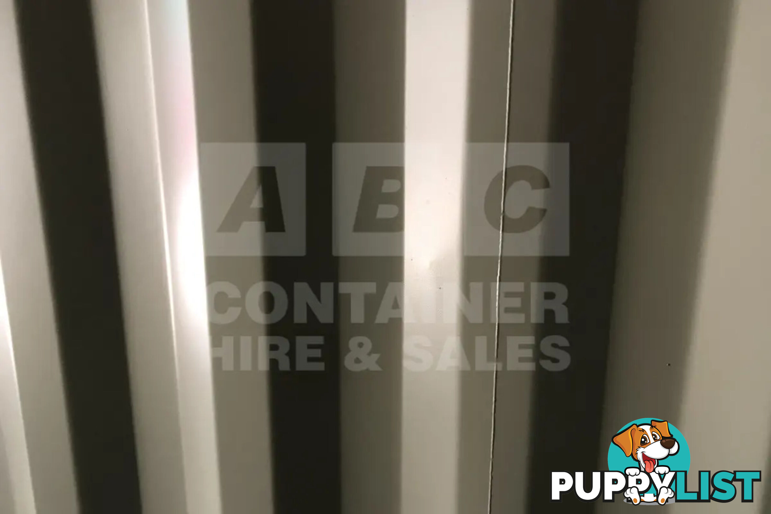 20' HIGH CUBE SIDE OPENING DANGEROUS GOODS SHIPPING CONTAINER - in Brisbane