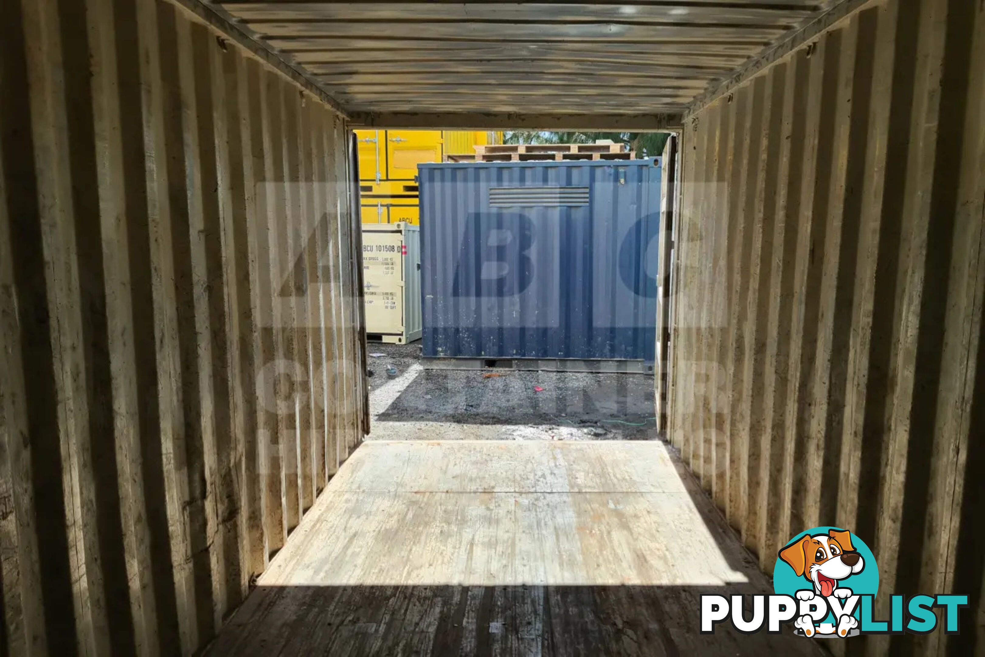 20' STANDARD HEIGHT SHIPPING CONTAINER