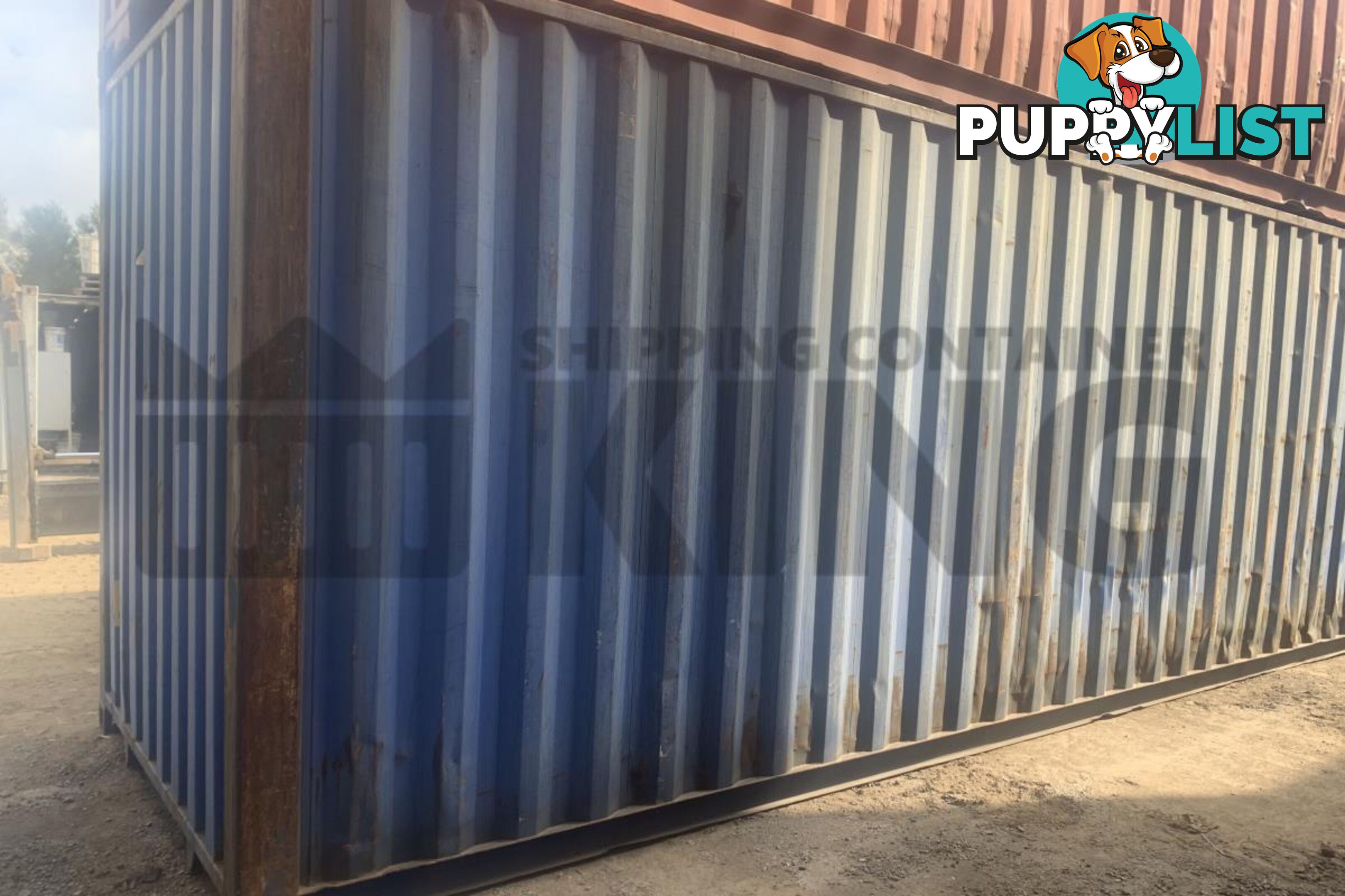 40' HIGH CUBE SHIPPING CONTAINER