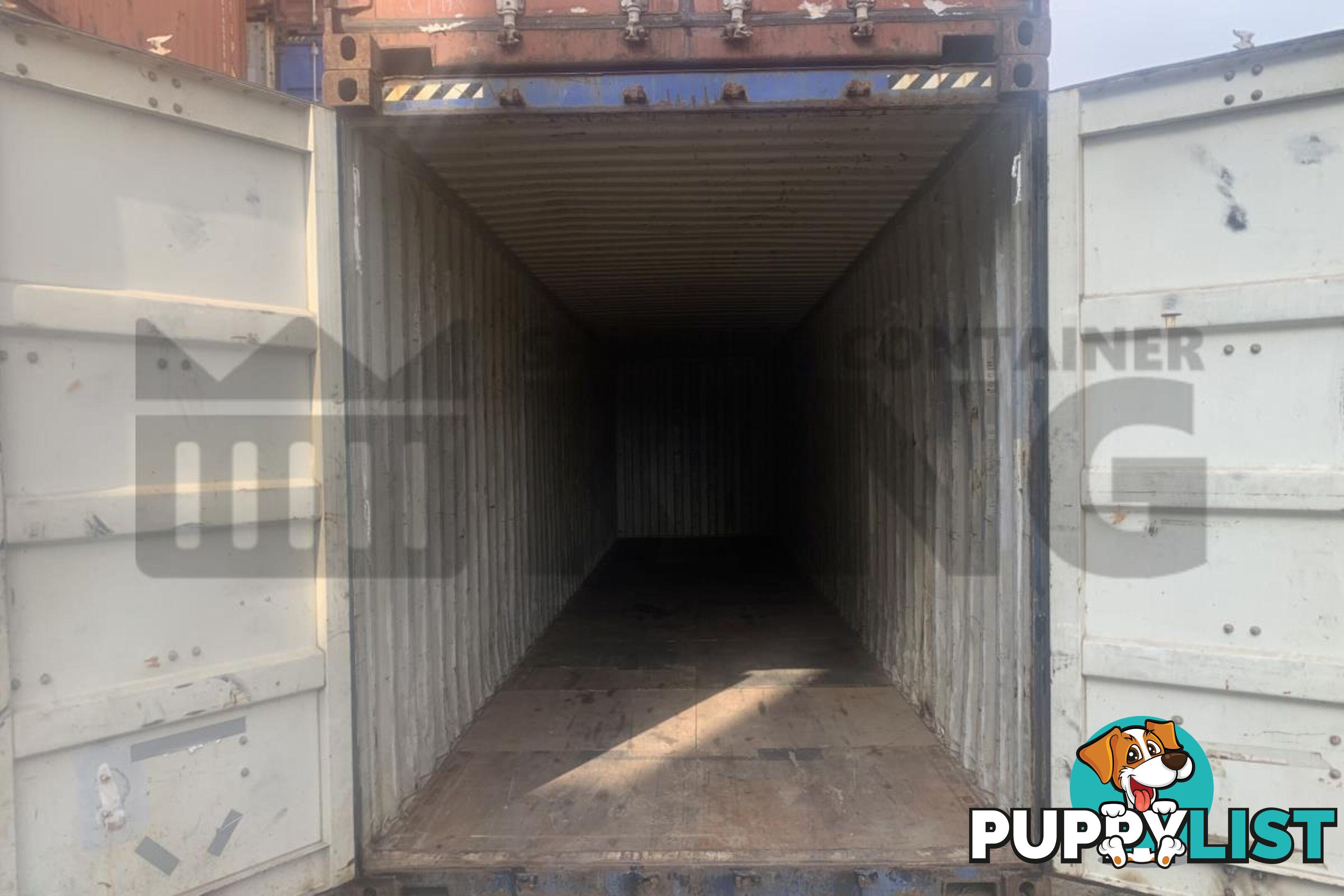 40' HIGH CUBE SHIPPING CONTAINER