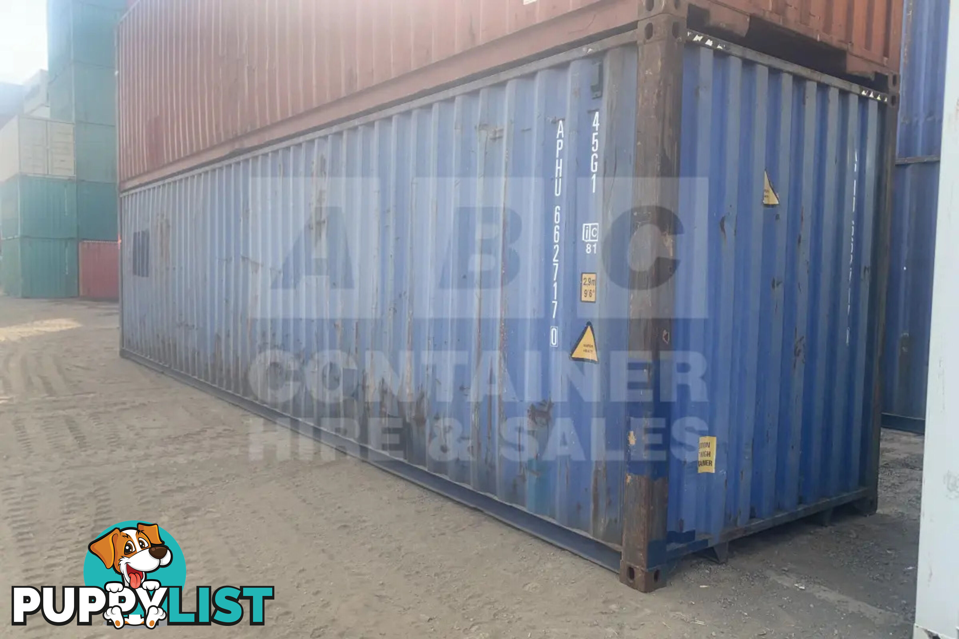 40' HIGH CUBE SHIPPING CONTAINER