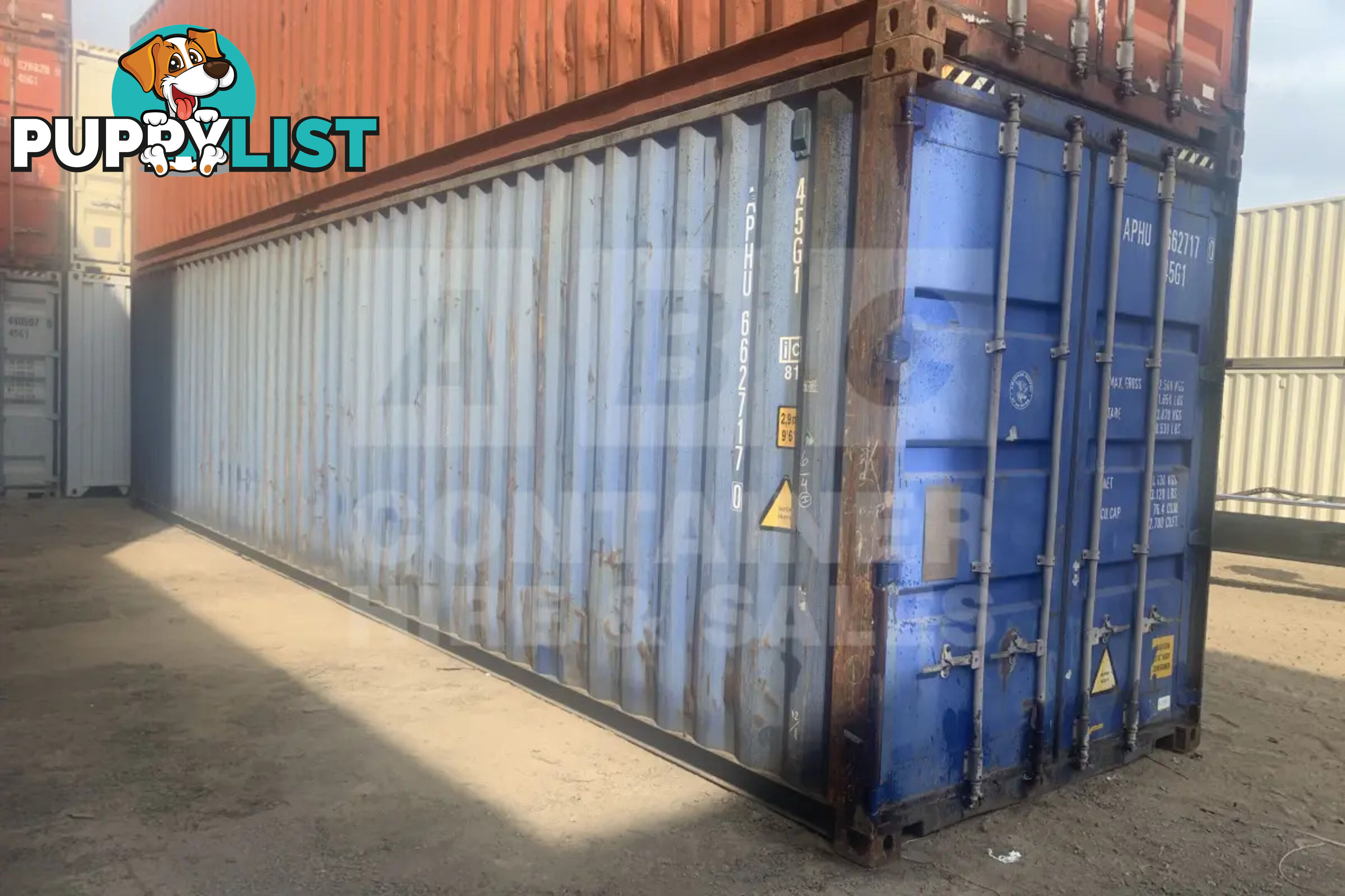 40' HIGH CUBE SHIPPING CONTAINER