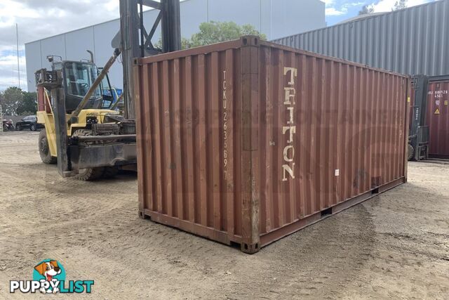 20' STANDARD HEIGHT SHIPPING CONTAINER - in Brisbane