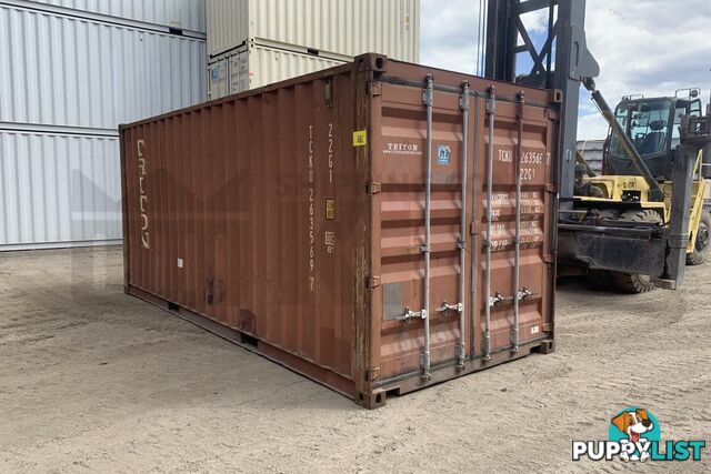 20' STANDARD HEIGHT SHIPPING CONTAINER - in Brisbane