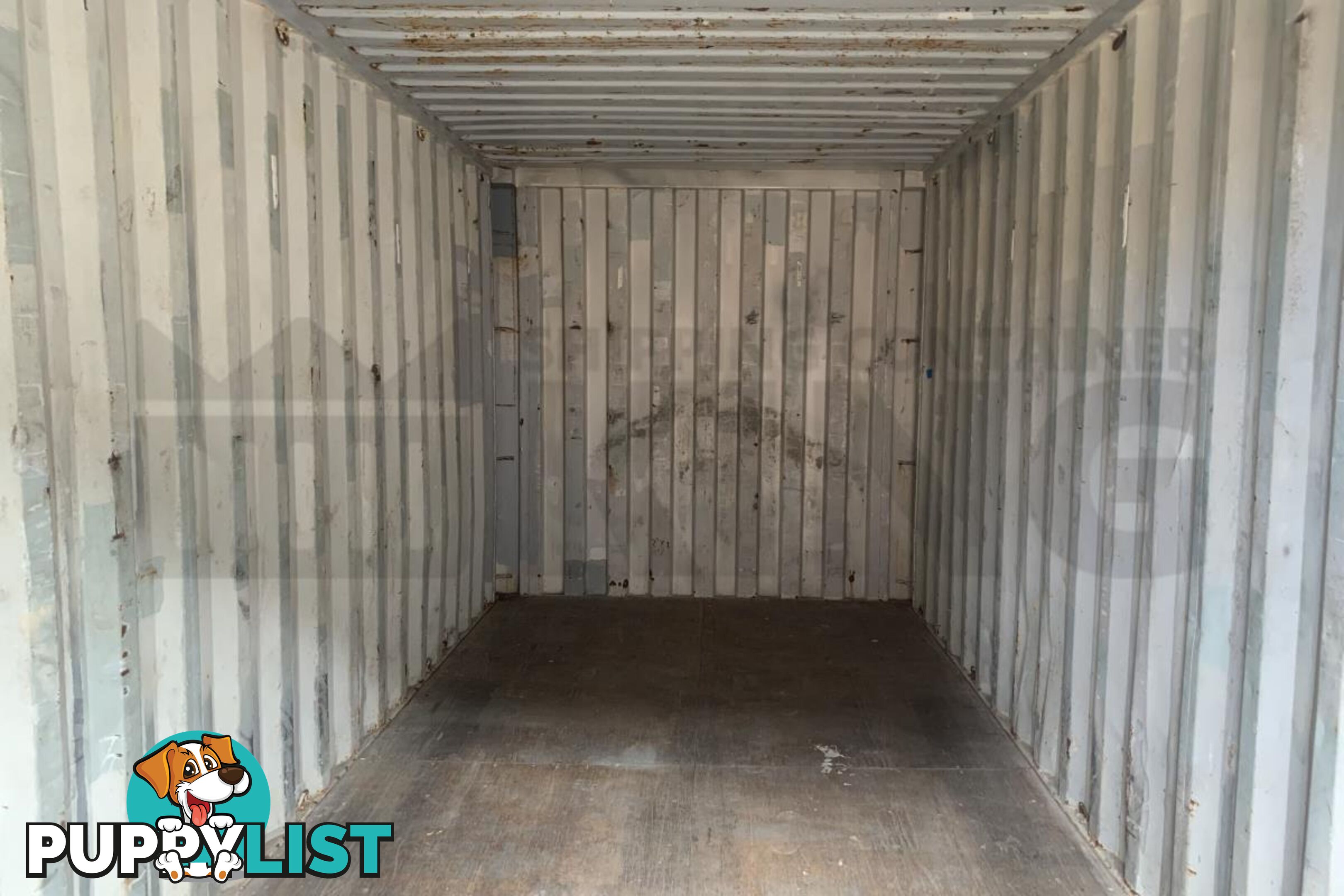 20' STANDARD HEIGHT SHIPPING CONTAINER - in Brisbane