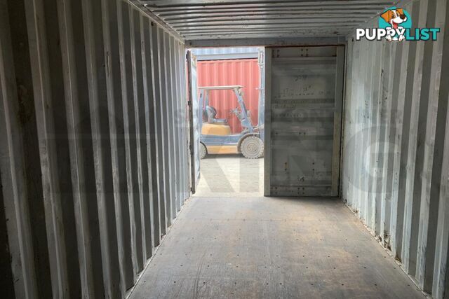 20' STANDARD HEIGHT SHIPPING CONTAINER - in Brisbane