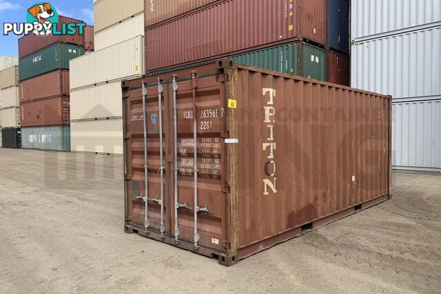 20' STANDARD HEIGHT SHIPPING CONTAINER - in Brisbane