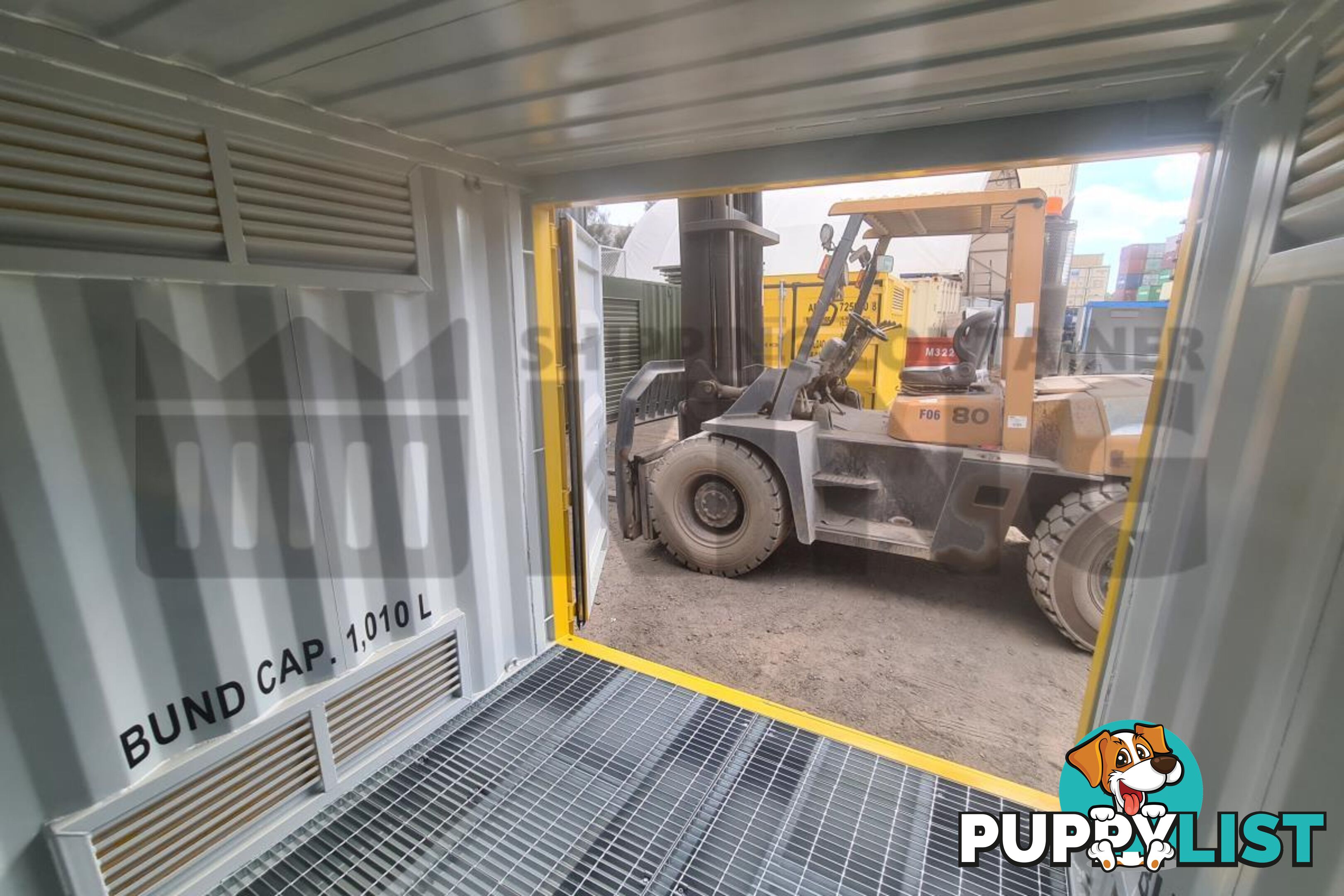 8' DANGEROUS GOODS SHIPPING CONTAINER (4 CORNER POST)