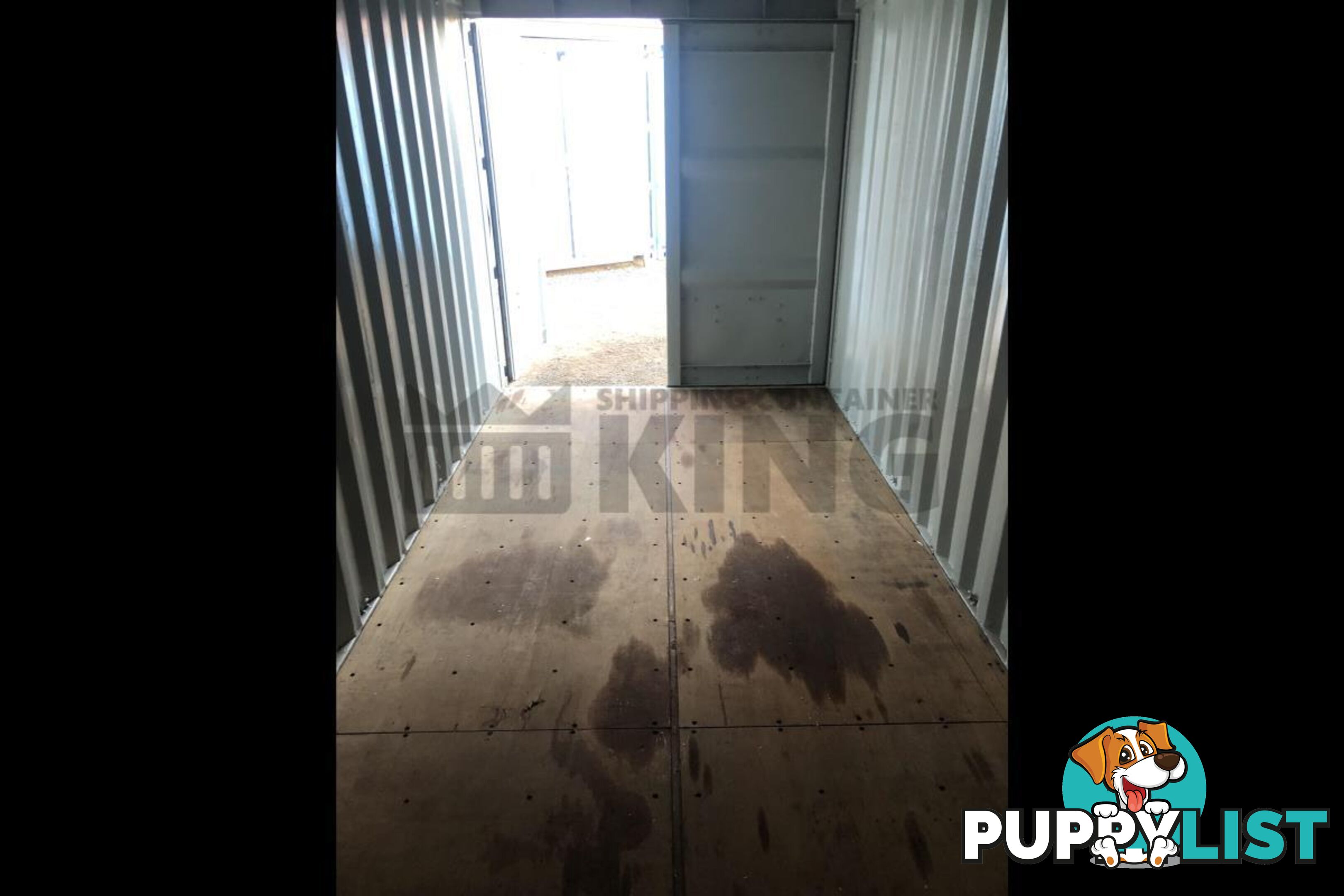 20' STANDARD HEIGHT SHIPPING CONTAINER - in Toowoomba