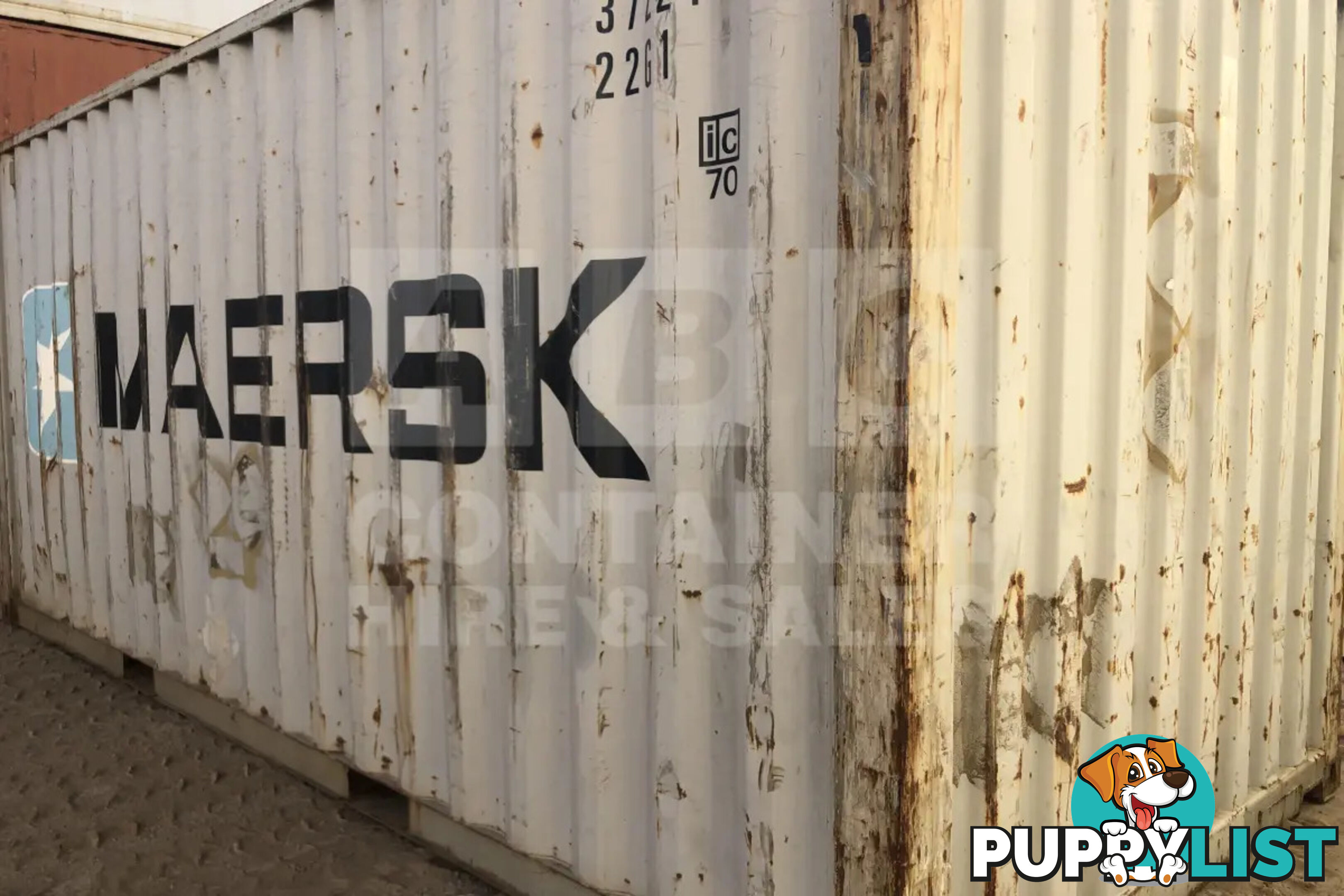 20' STANDARD HEIGHT SHIPPING CONTAINER