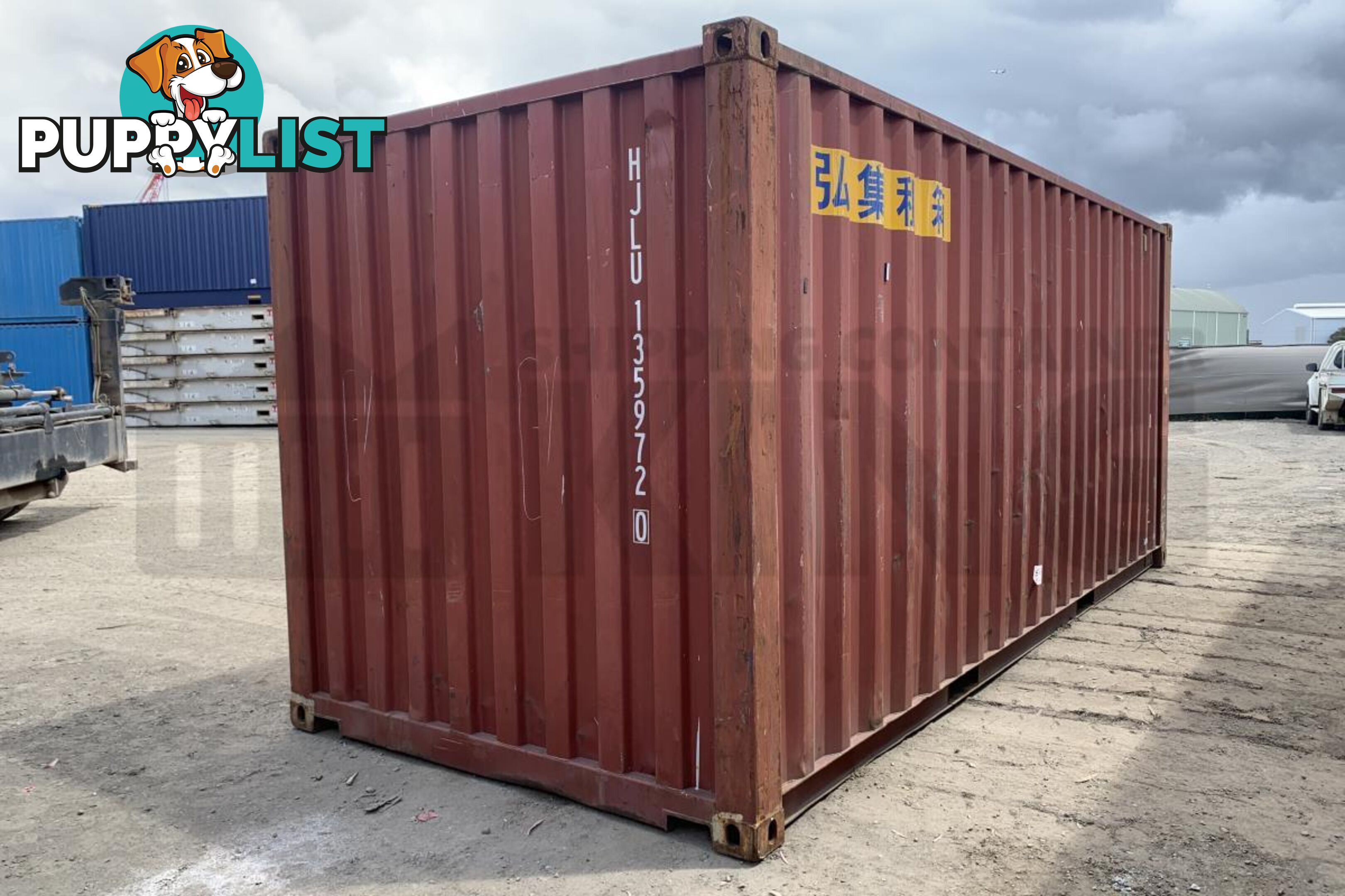 20' STANDARD HEIGHT SHIPPING CONTAINER - in Brisbane