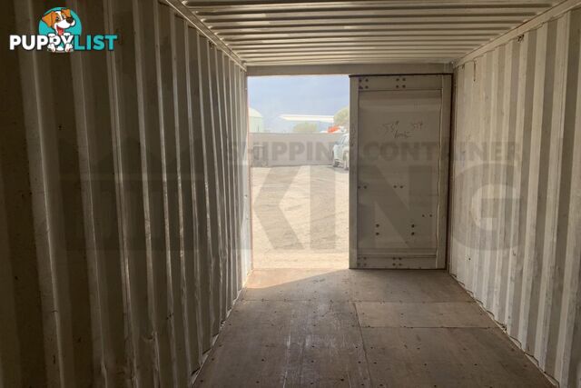 20' STANDARD HEIGHT SHIPPING CONTAINER - in Brisbane