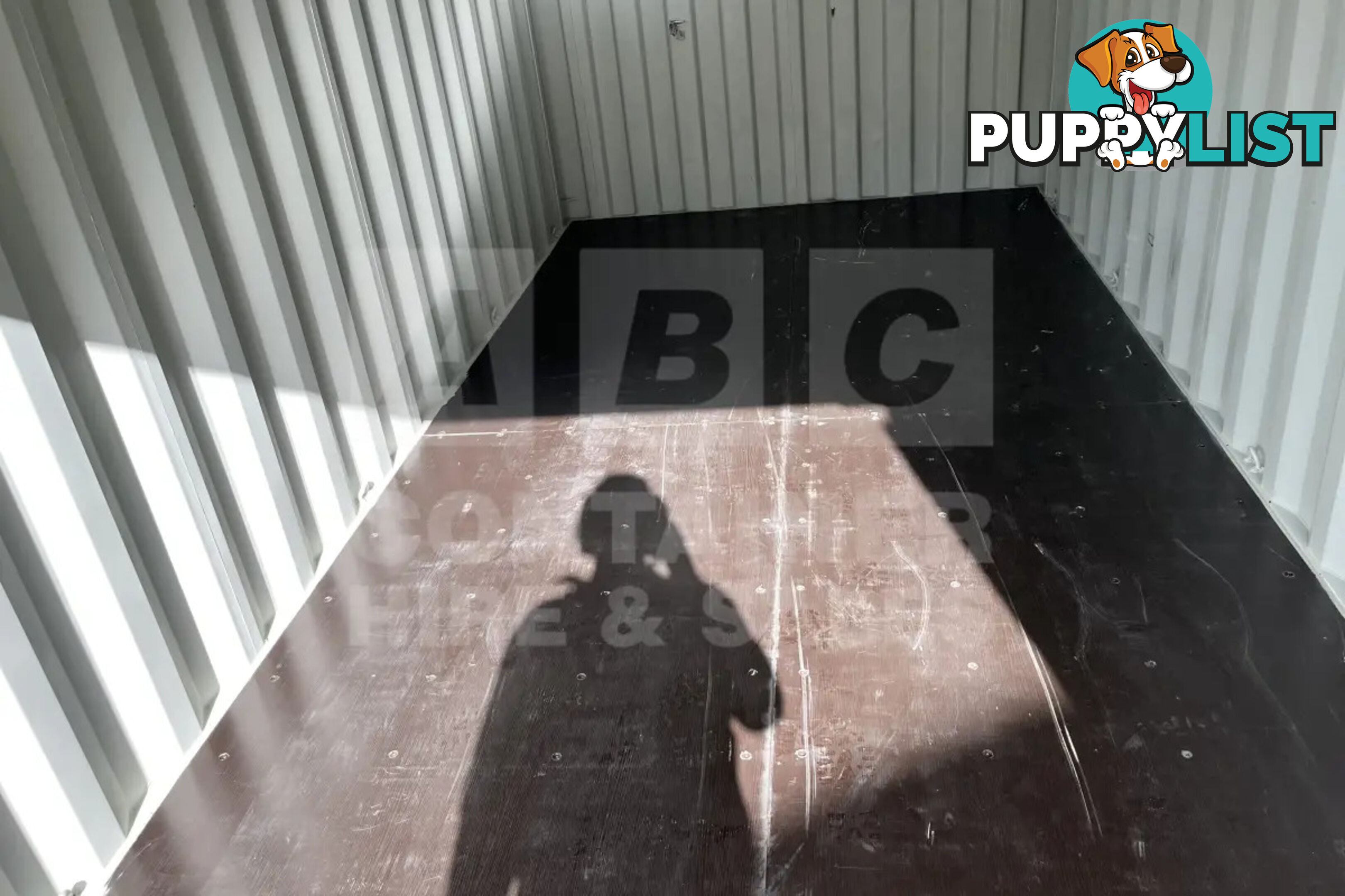 20' STANDARD HEIGHT SHIPPING CONTAINER