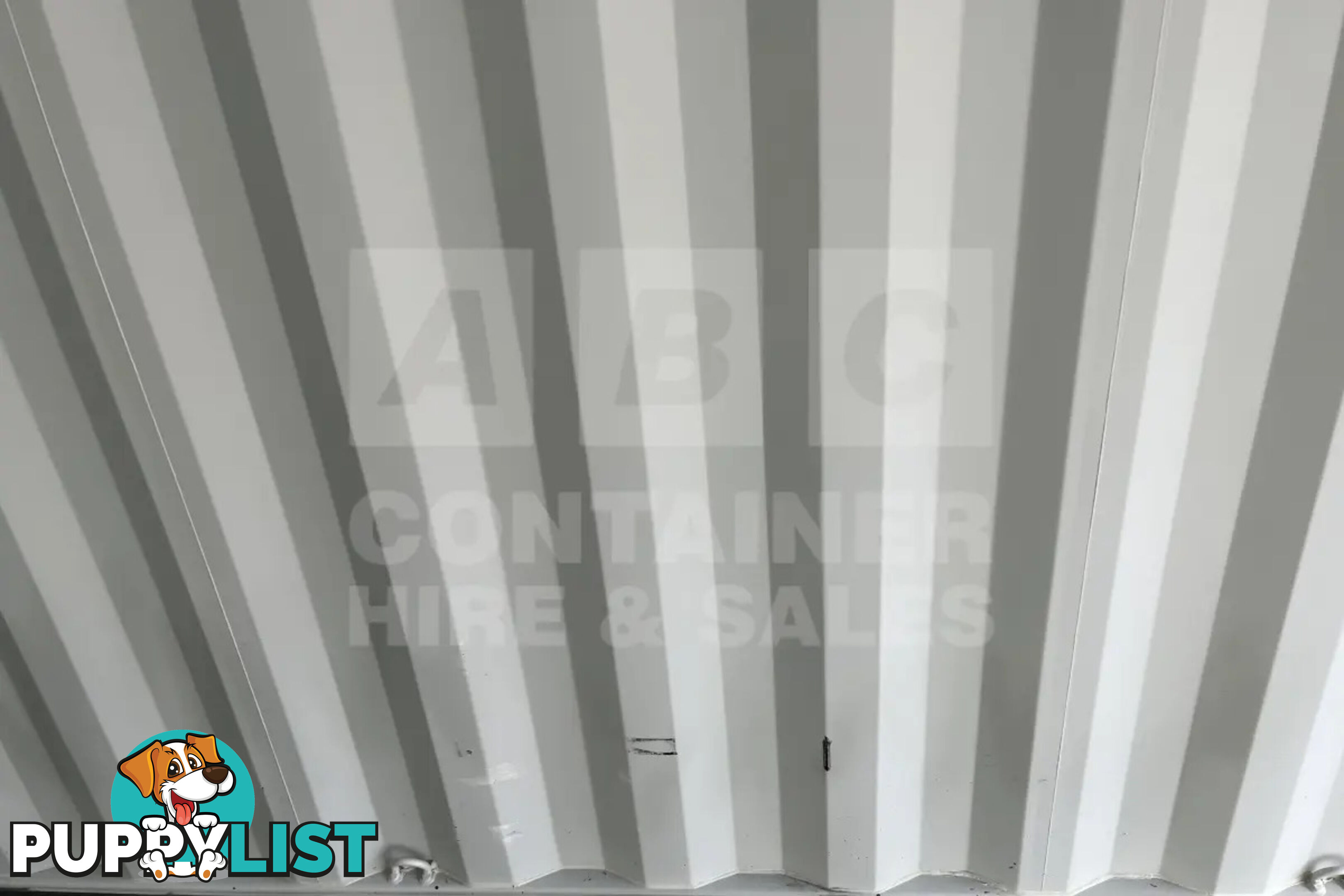 20' STANDARD HEIGHT SHIPPING CONTAINER