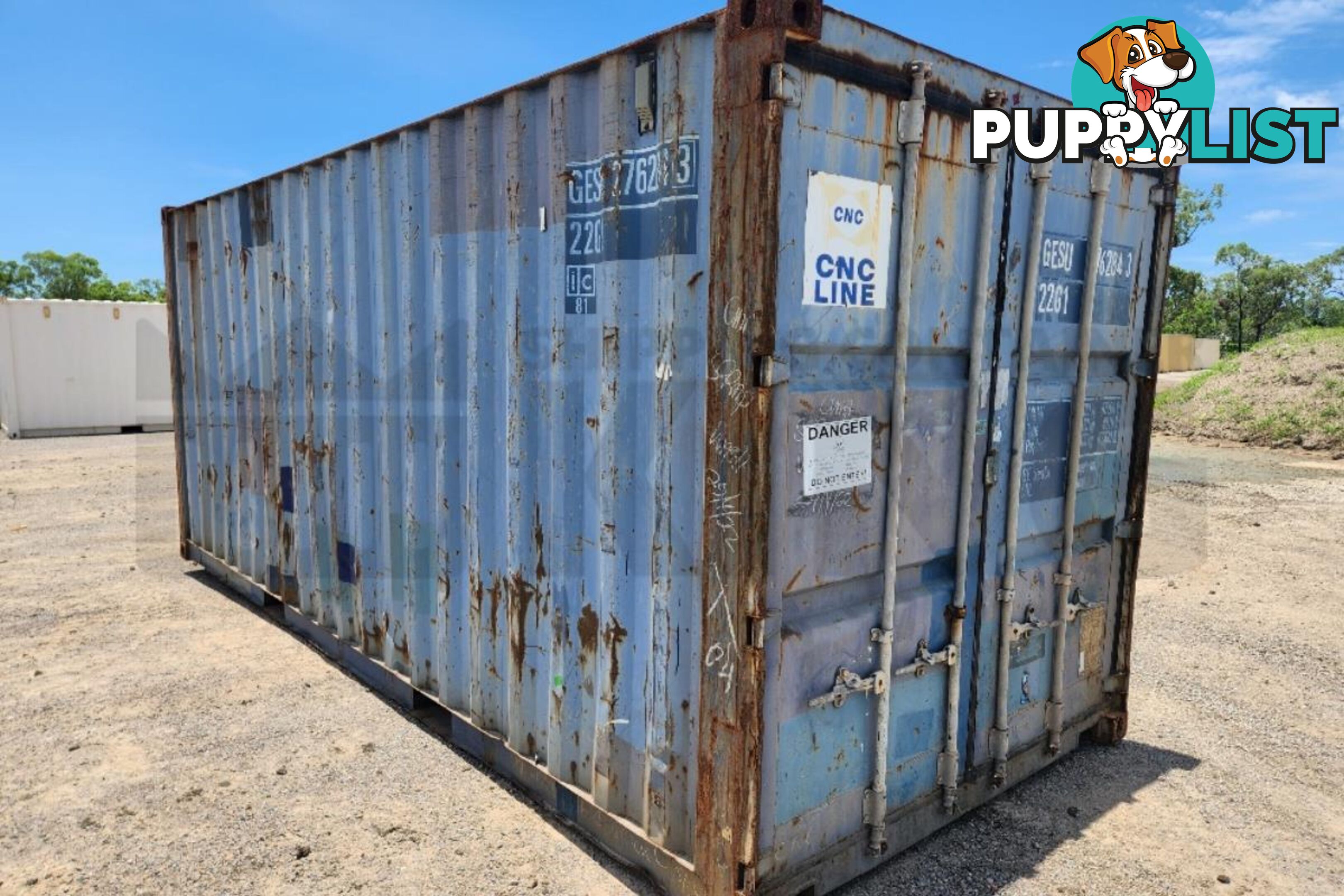 20' STANDARD HEIGHT SHIPPING CONTAINER - in Townsville