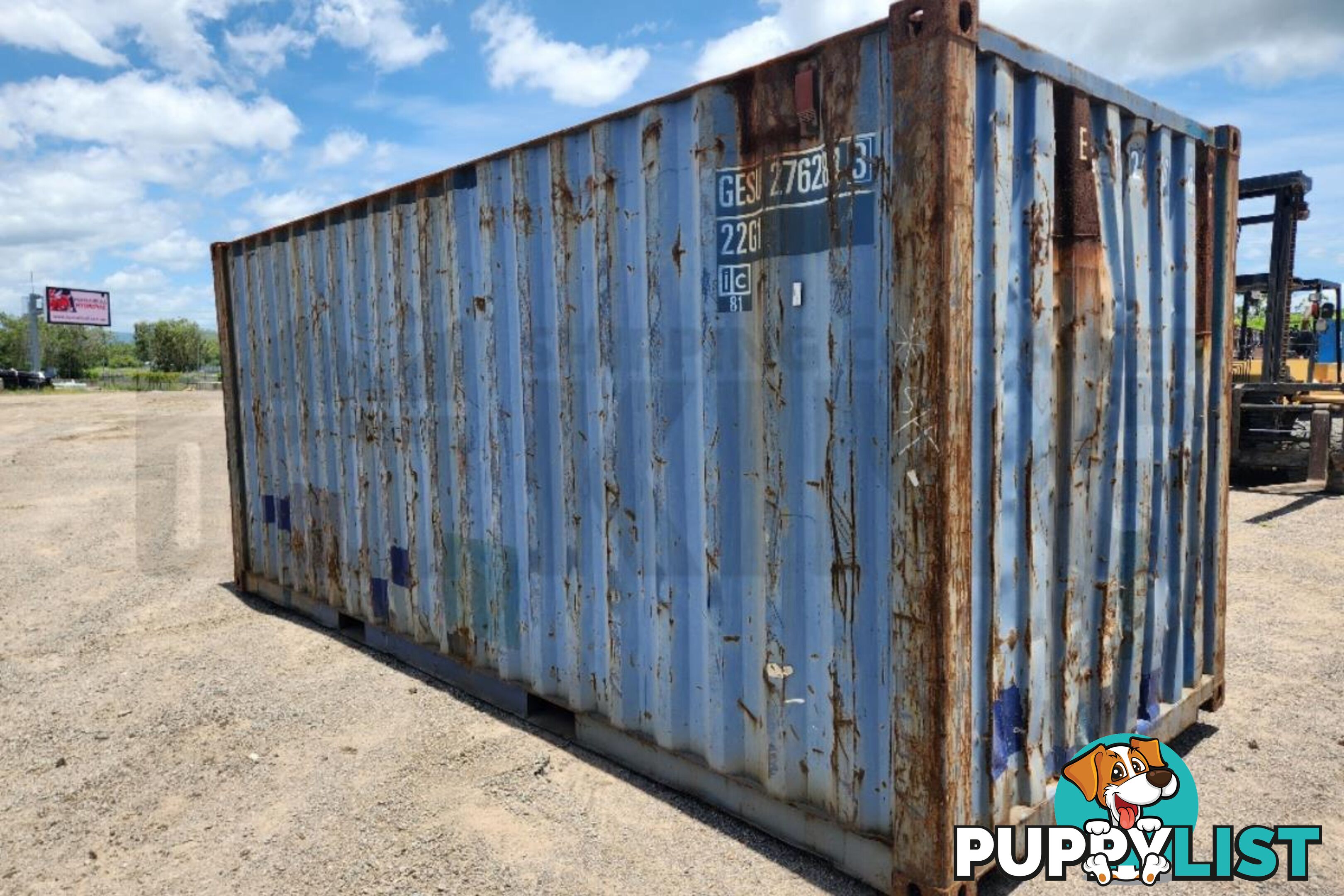 20' STANDARD HEIGHT SHIPPING CONTAINER - in Townsville