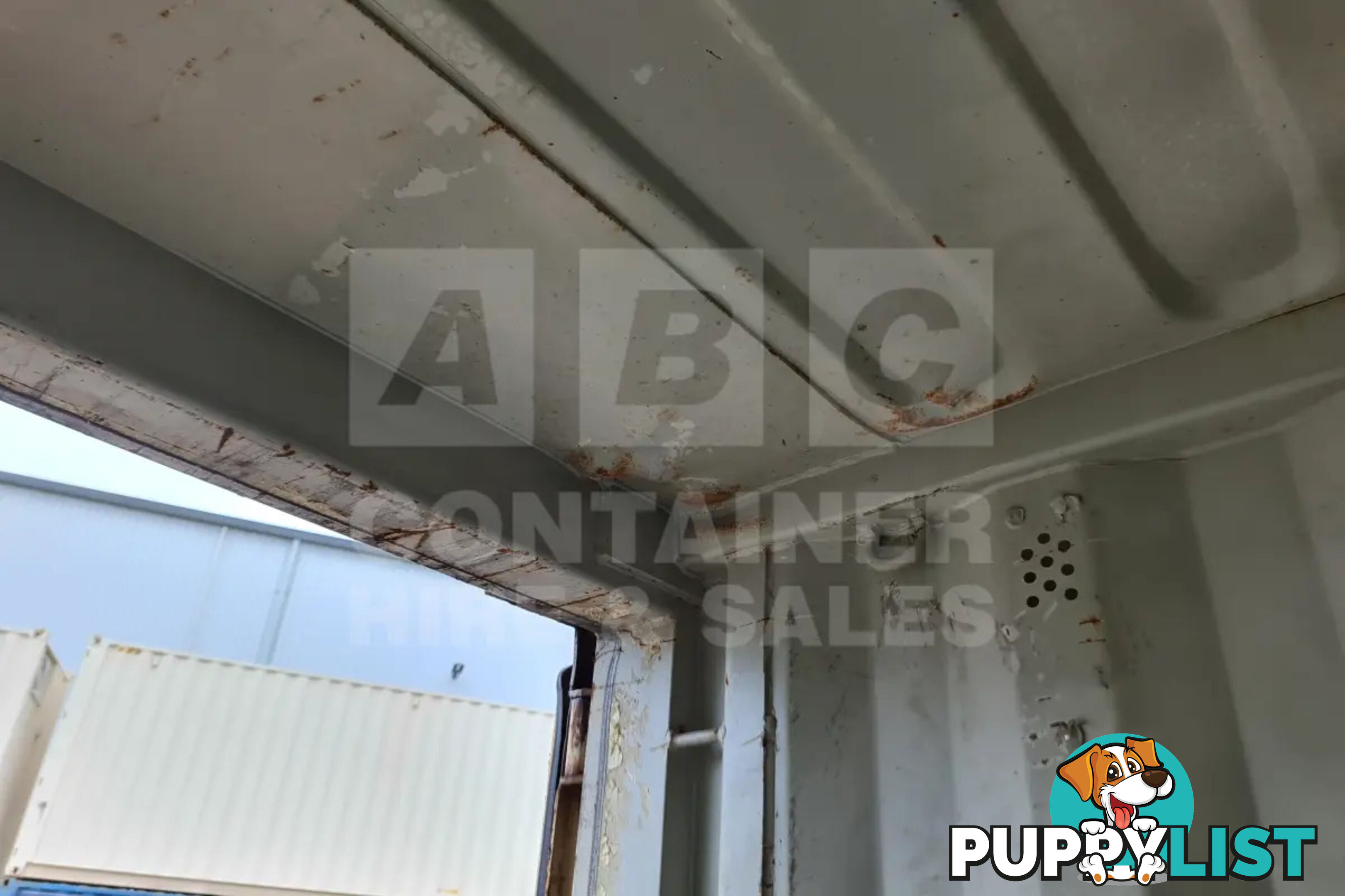 20' STANDARD HEIGHT SHIPPING CONTAINER