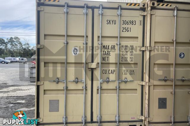 20' HIGH CUBE SHIPPING CONTAINER - in Toowoomba
