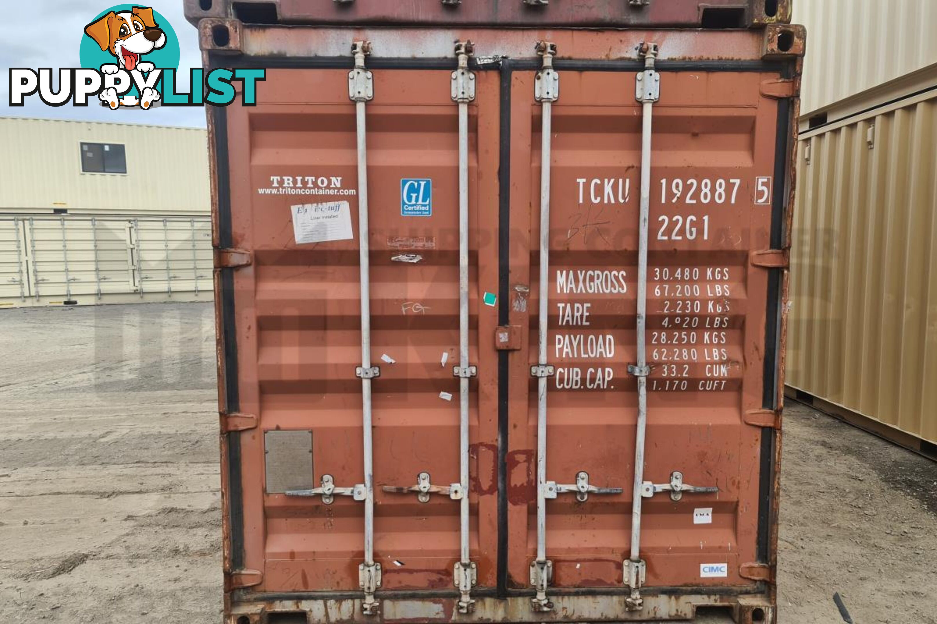 20' STANDARD HEIGHT SHIPPING CONTAINER - in Brisbane