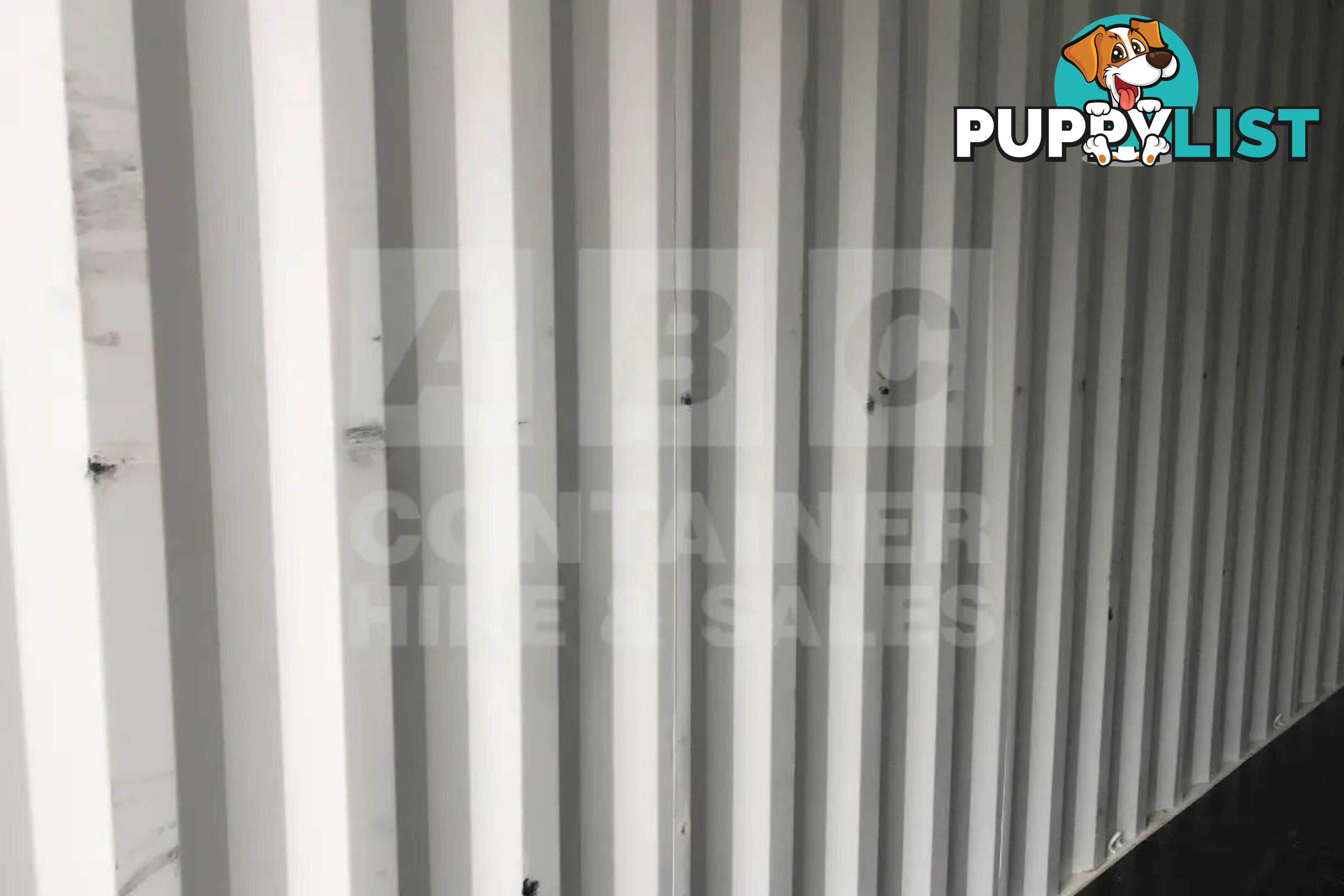 20' HIGH CUBE SHIPPING CONTAINER - in Brisbane