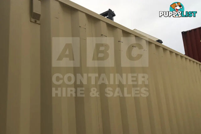 20' HIGH CUBE SHIPPING CONTAINER - in Brisbane