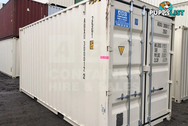 20' HIGH CUBE SHIPPING CONTAINER - in Brisbane