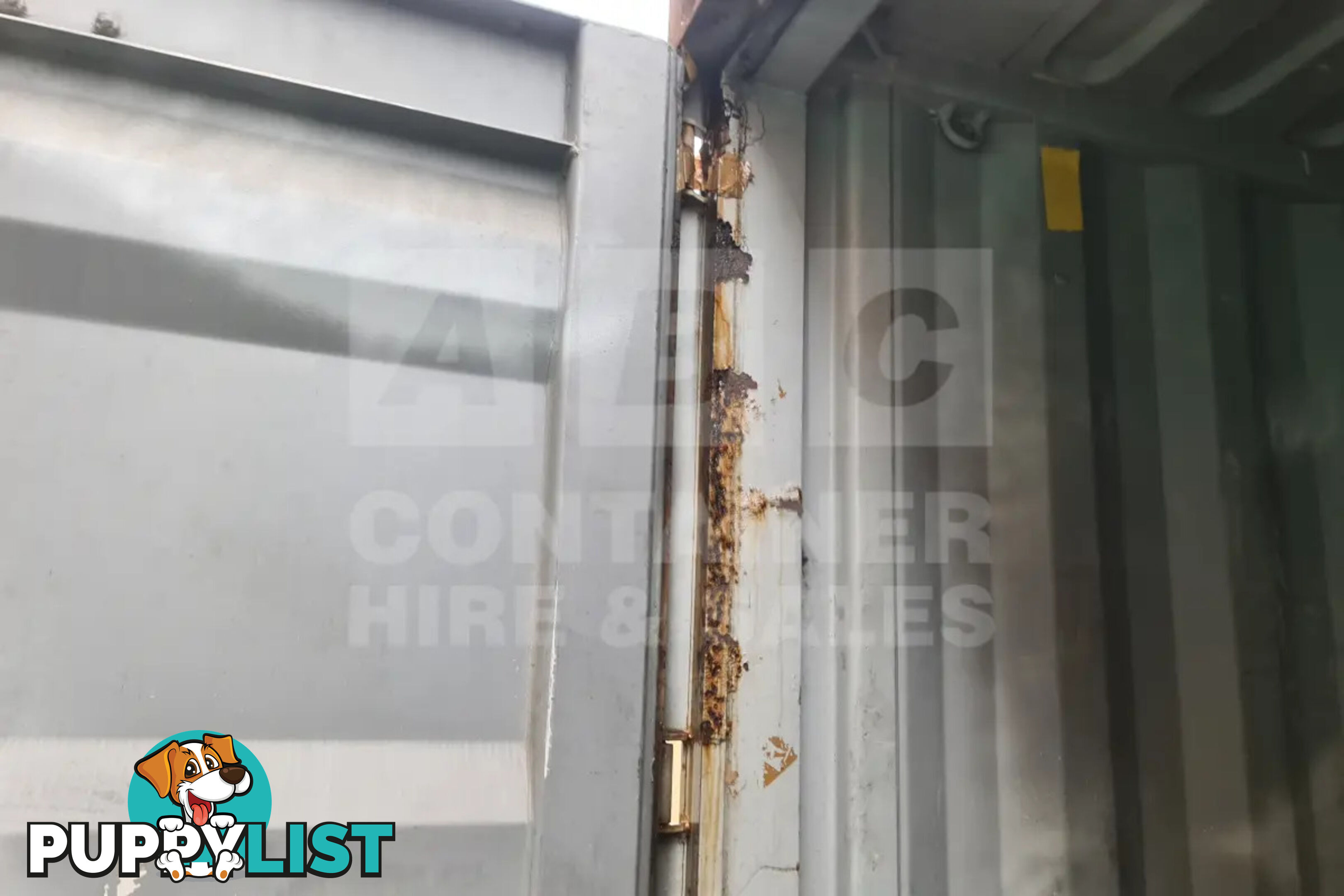 20' STANDARD HEIGHT SHIPPING CONTAINER