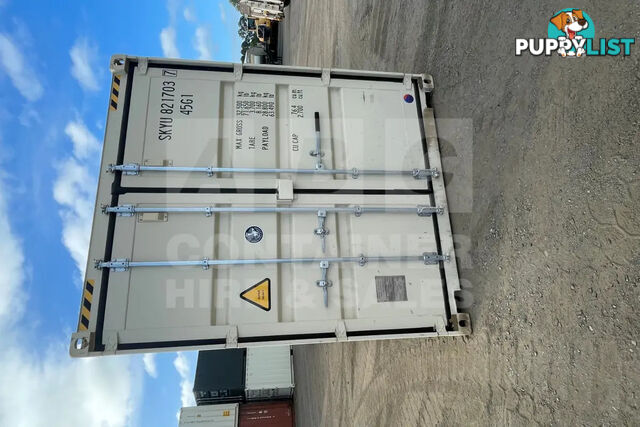 40' HIGH CUBE SHIPPING CONTAINER