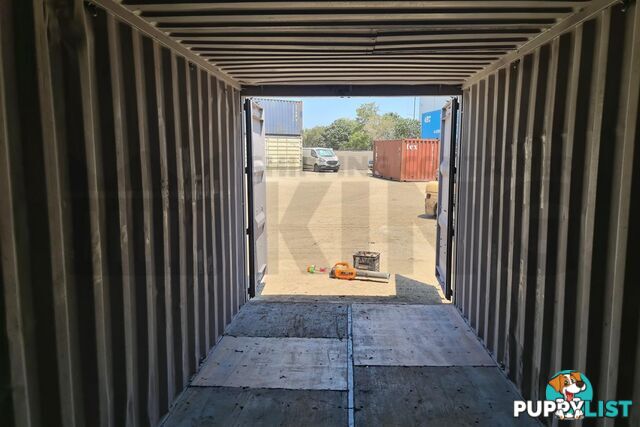 20' STANDARD HEIGHT SHIPPING CONTAINER - in Toowoomba