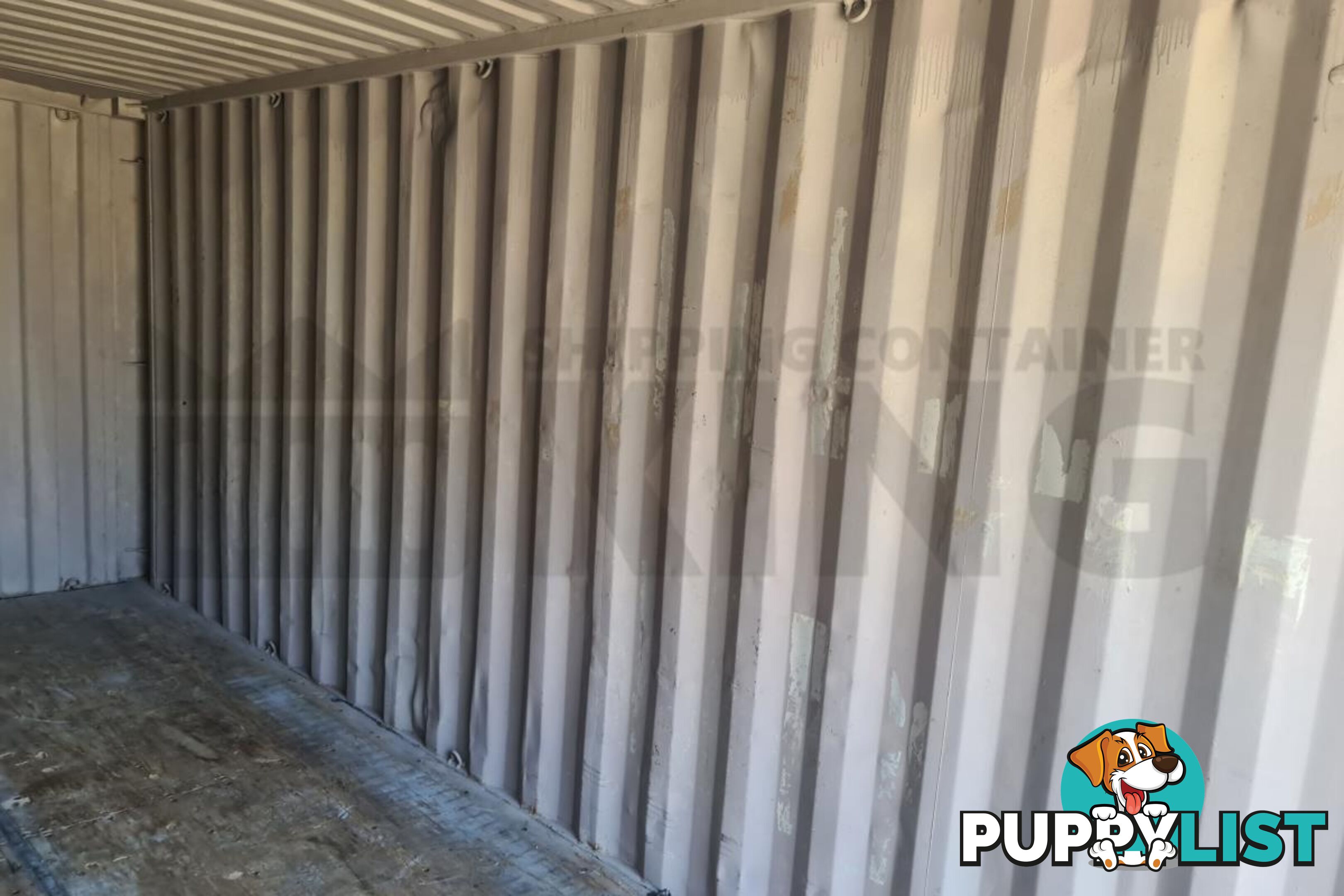 20' STANDARD HEIGHT SHIPPING CONTAINER - in Toowoomba