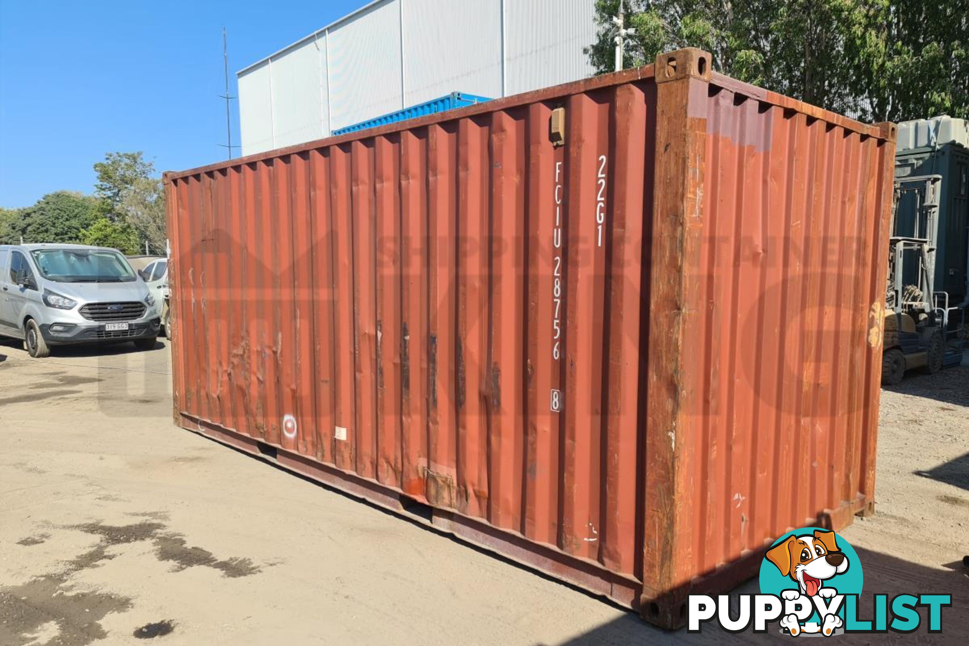 20' STANDARD HEIGHT SHIPPING CONTAINER - in Brisbane