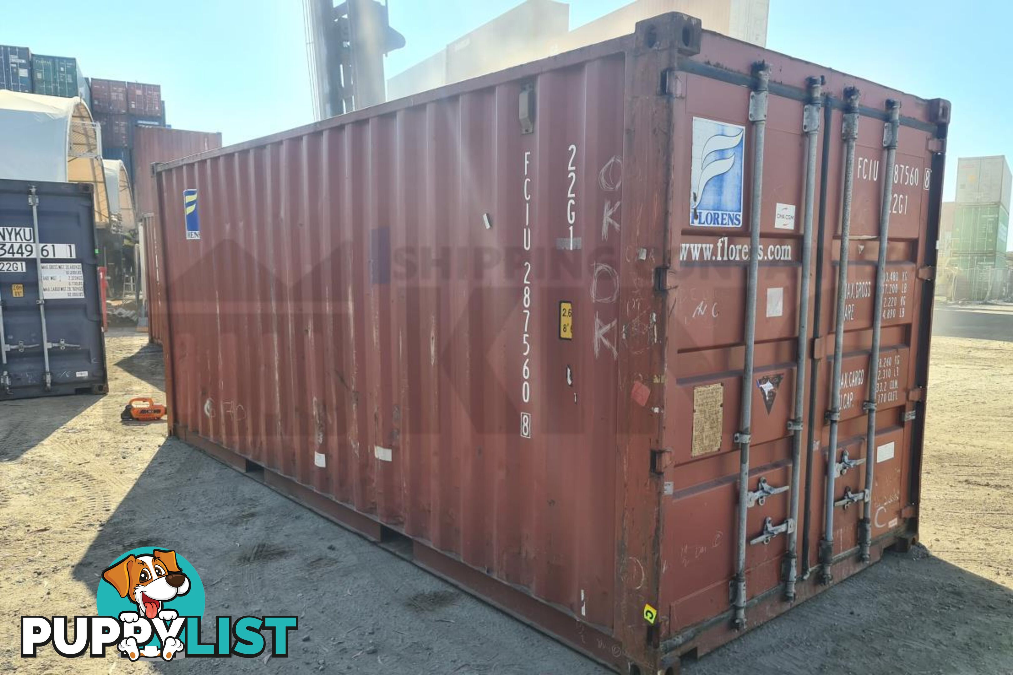 20' STANDARD HEIGHT SHIPPING CONTAINER - in Brisbane