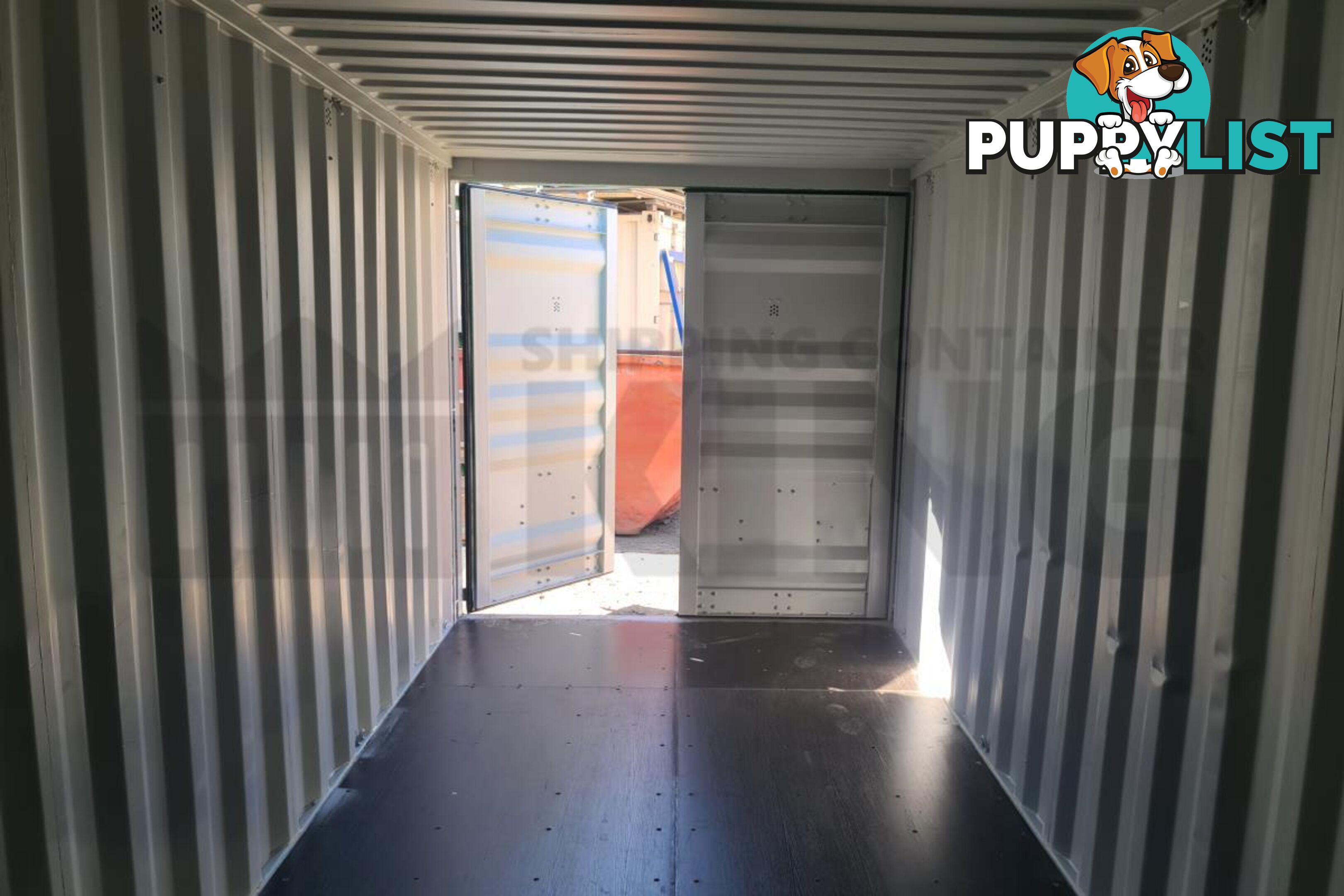 20' STANDARD HEIGHT SHIPPING CONTAINER - in Rockhampton