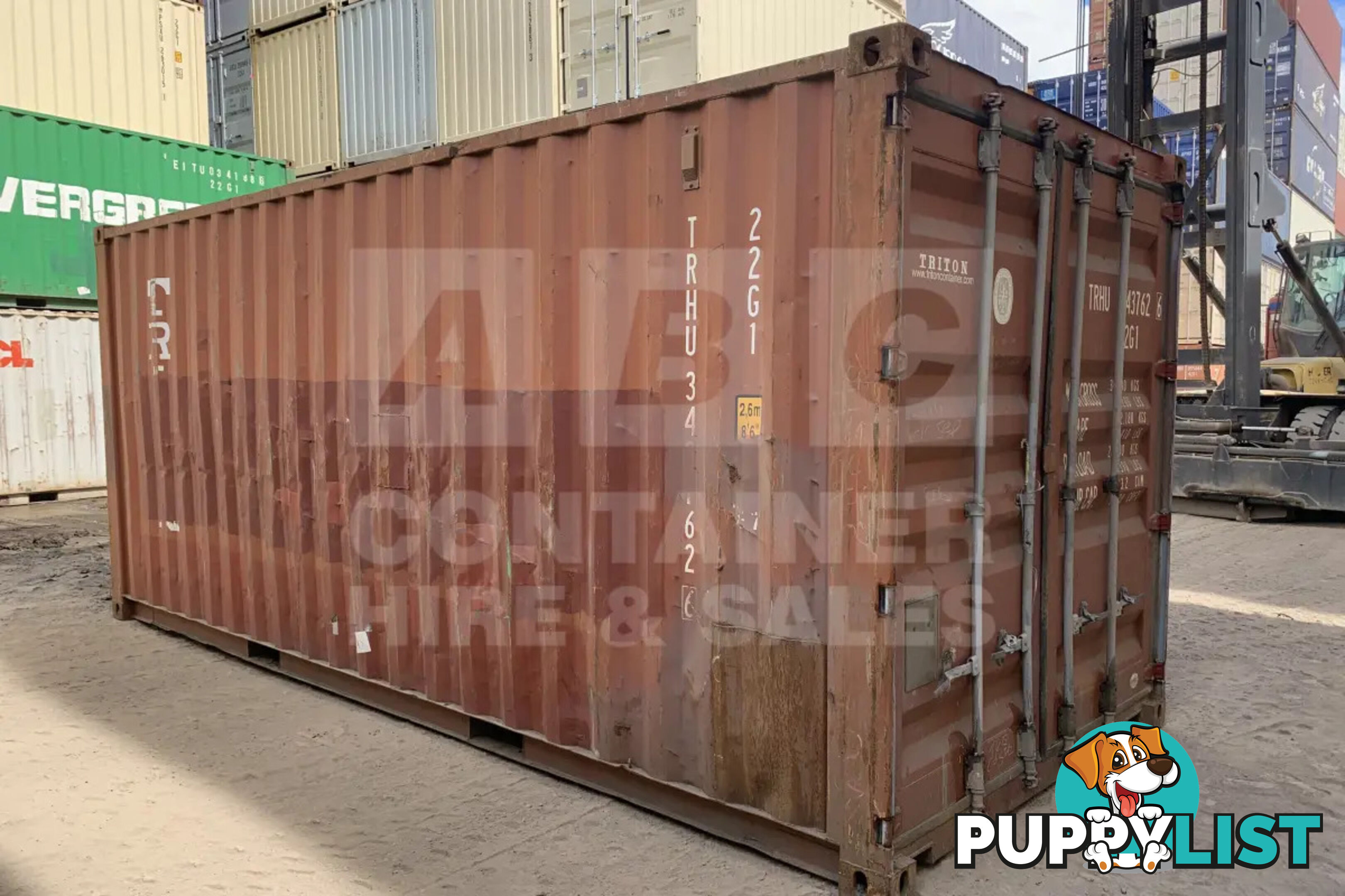 20' STANDARD HEIGHT SHIPPING CONTAINER - in Brisbane