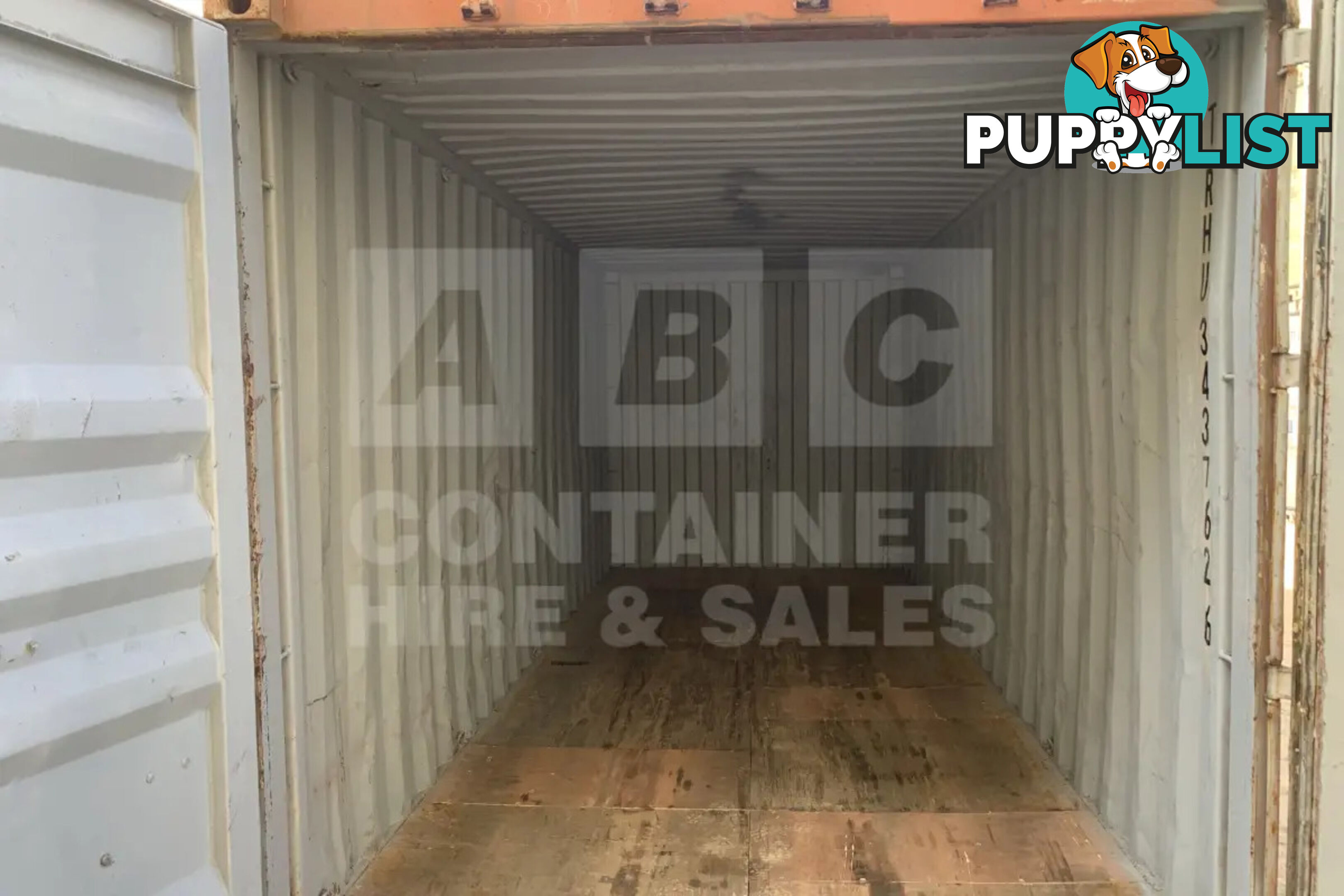 20' STANDARD HEIGHT SHIPPING CONTAINER - in Brisbane