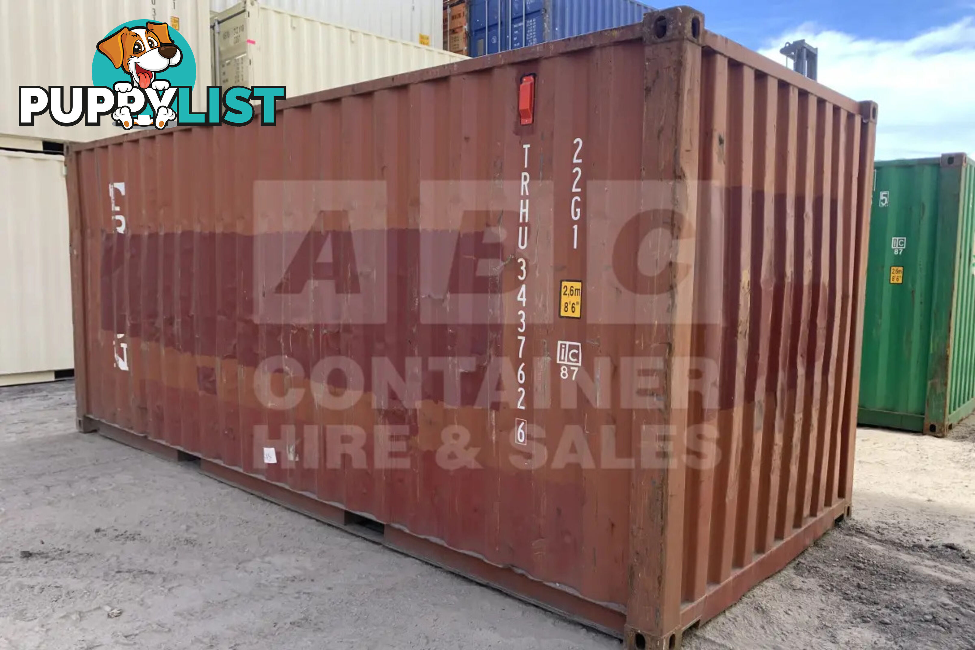 20' STANDARD HEIGHT SHIPPING CONTAINER - in Brisbane
