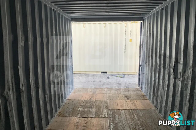 20' STANDARD HEIGHT SHIPPING CONTAINER - in Brisbane
